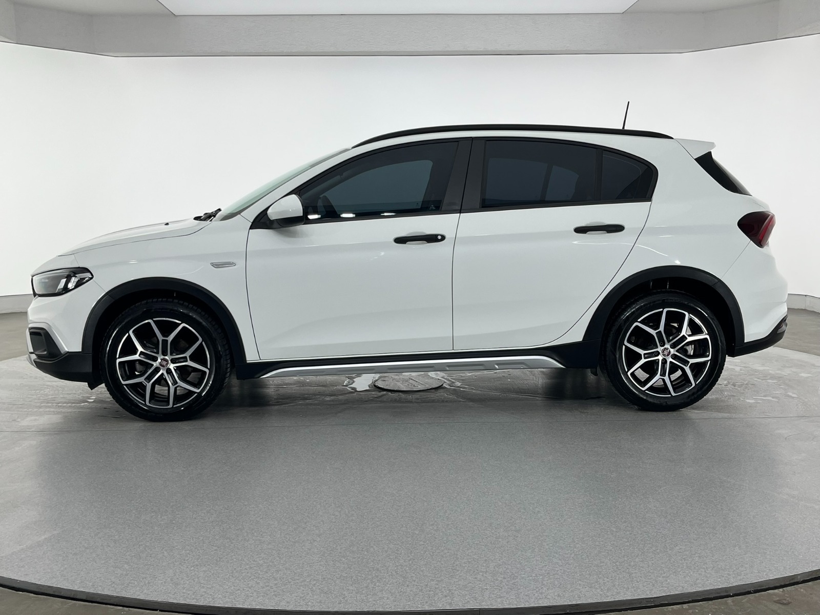 Fiat Egea Cross 1.6 MultiJet Urban GSR Traction+ DCT - 2024 - Detay