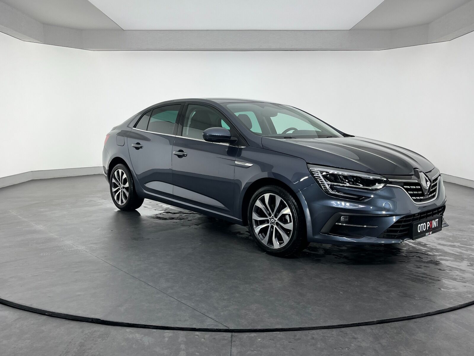 Renault Megane Sedan 1.5 Blue DCI Icon EDC - 2024 - Detay