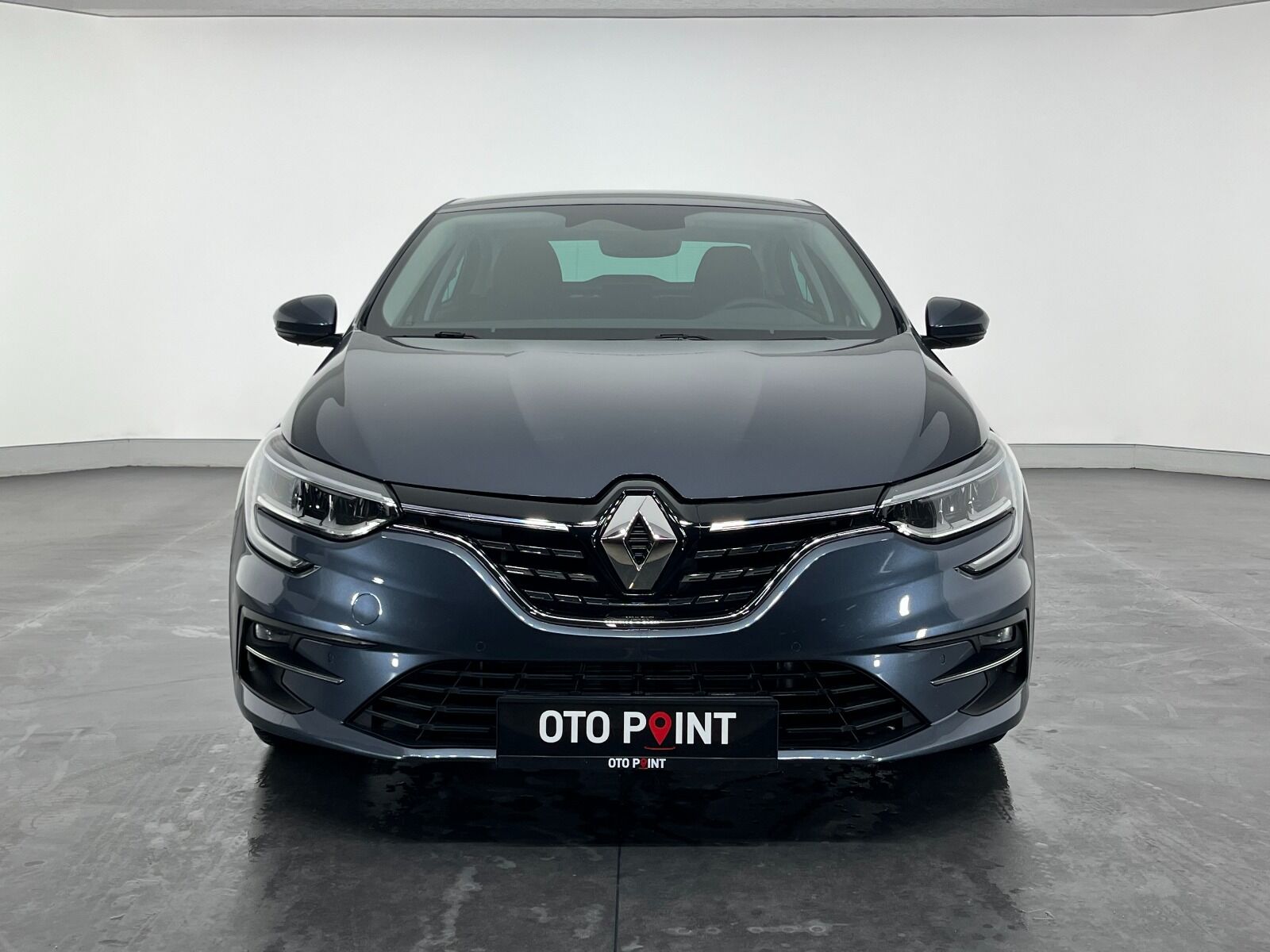 Renault Megane Sedan 1.5 Blue DCI Icon EDC - 2024