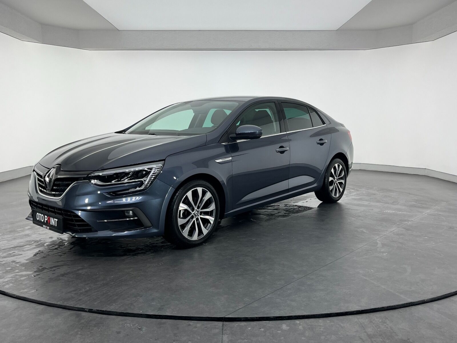 Renault Megane Sedan 1.5 Blue DCI Icon EDC - 2024 - Detay