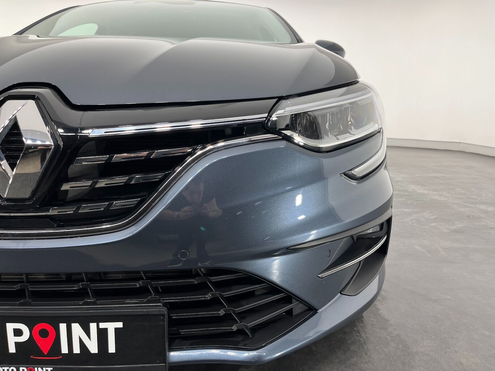 Renault Megane Sedan 1.5 Blue DCI Icon EDC - 2024 - Detay