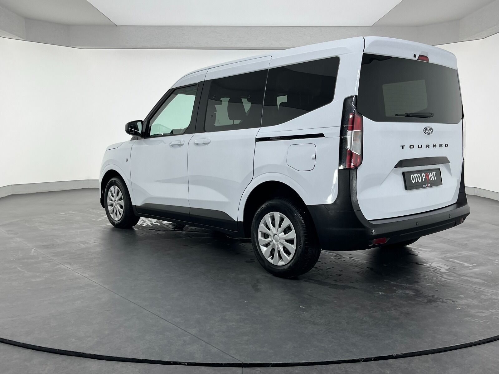 Ford Tourneo Courier Kombi 1.5 EcoBlue Deluxe - 2025 - Detay