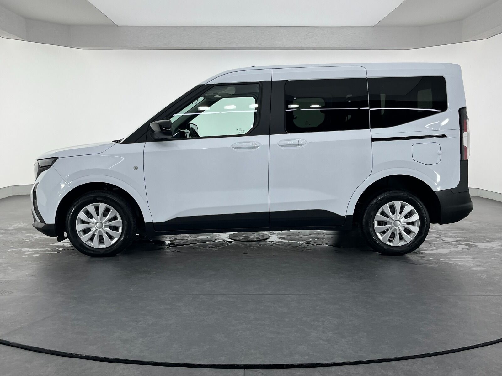 Ford Tourneo Courier Kombi 1.5 EcoBlue Deluxe - 2025 - Detay