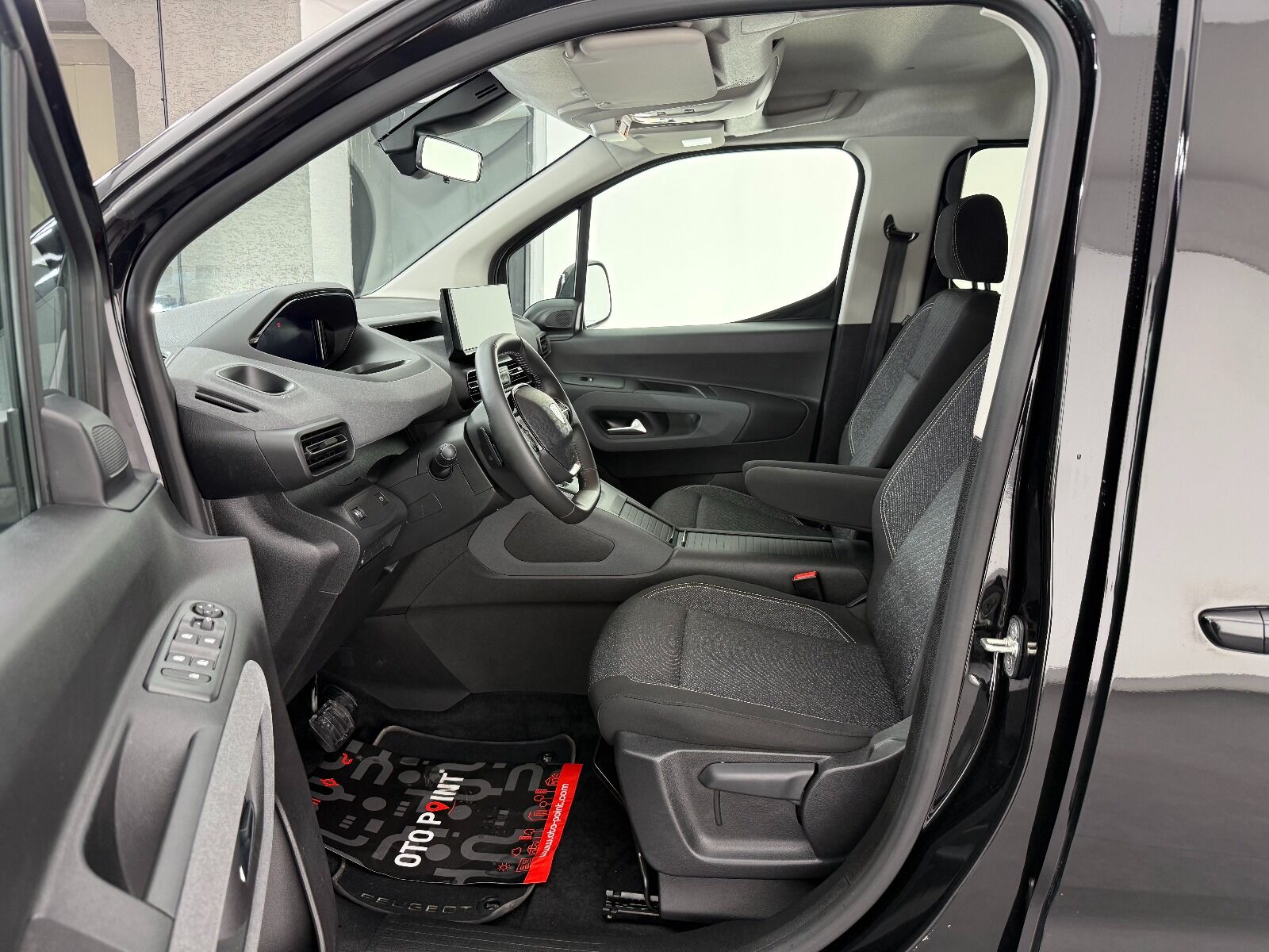 Peugeot Rifter 1.5 BlueHDI Allure EAT8 - 2026 - Detay