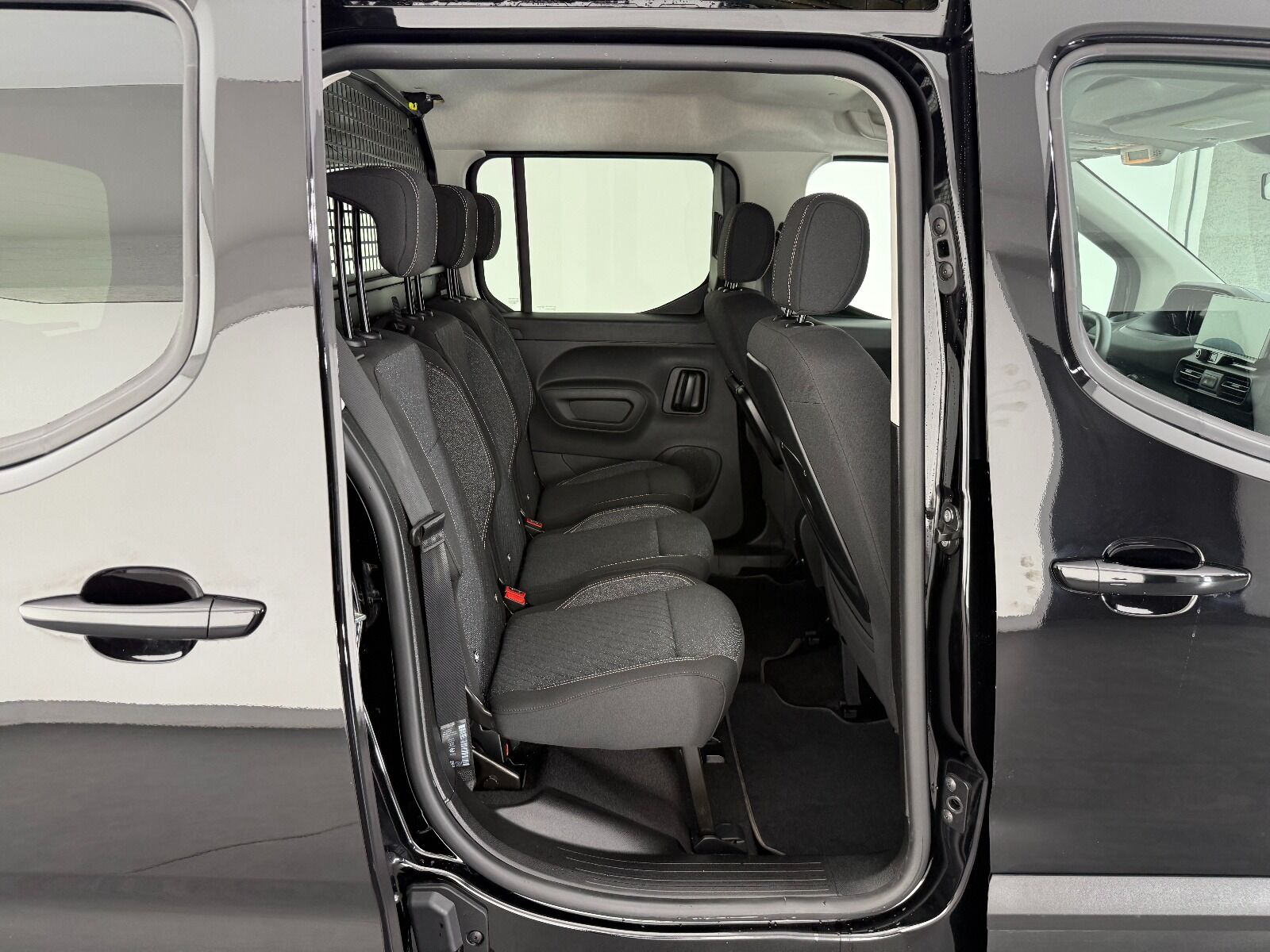 Peugeot Rifter 1.5 BlueHDI Allure EAT8 - 2026 - Detay