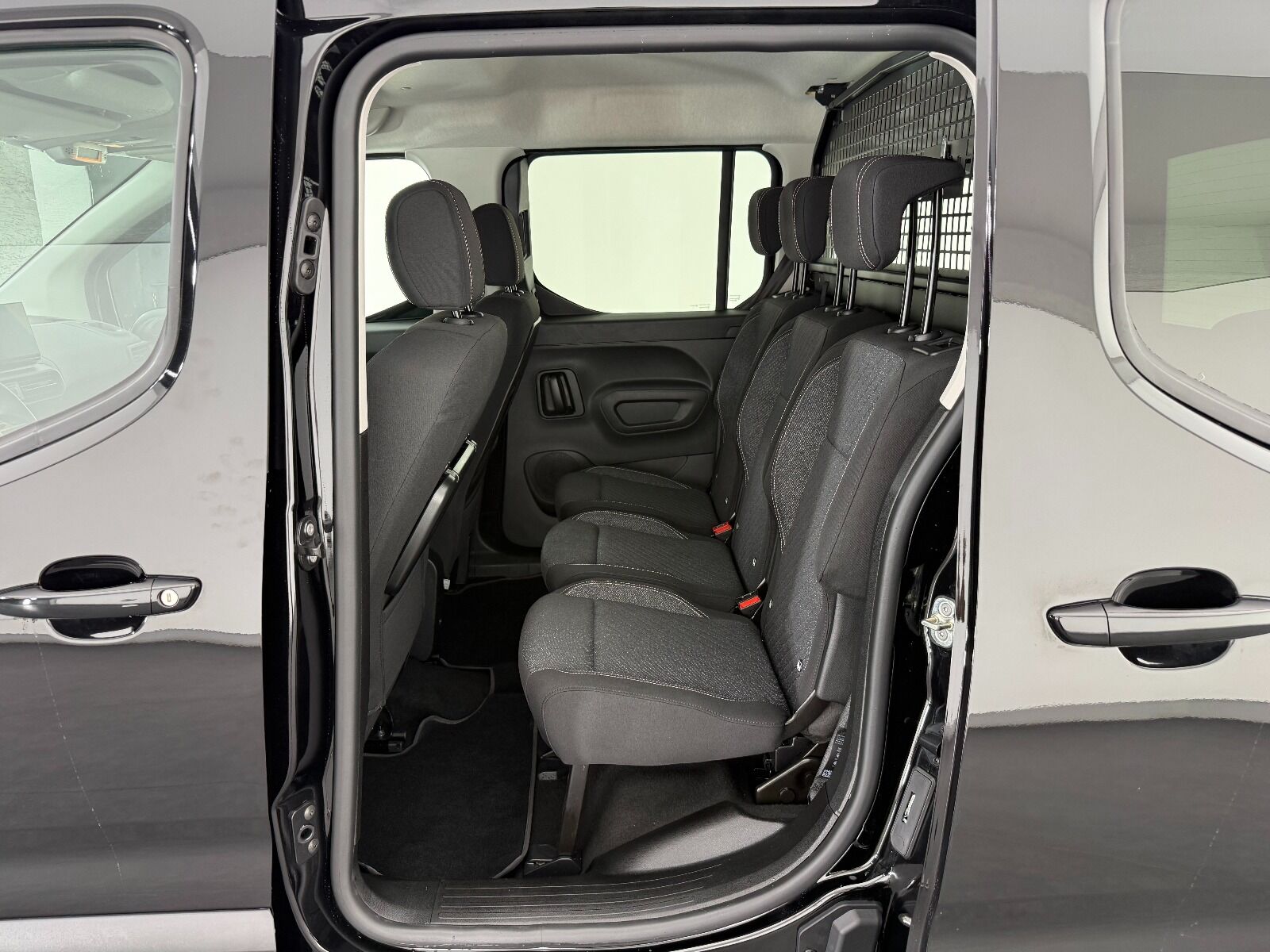 Peugeot Rifter 1.5 BlueHDI Allure EAT8 - 2026 - Detay