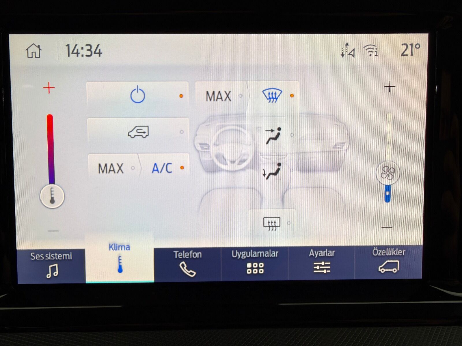 Ford Tourneo Courier 1.0 EcoBoost Deluxe - 2025 - Detay