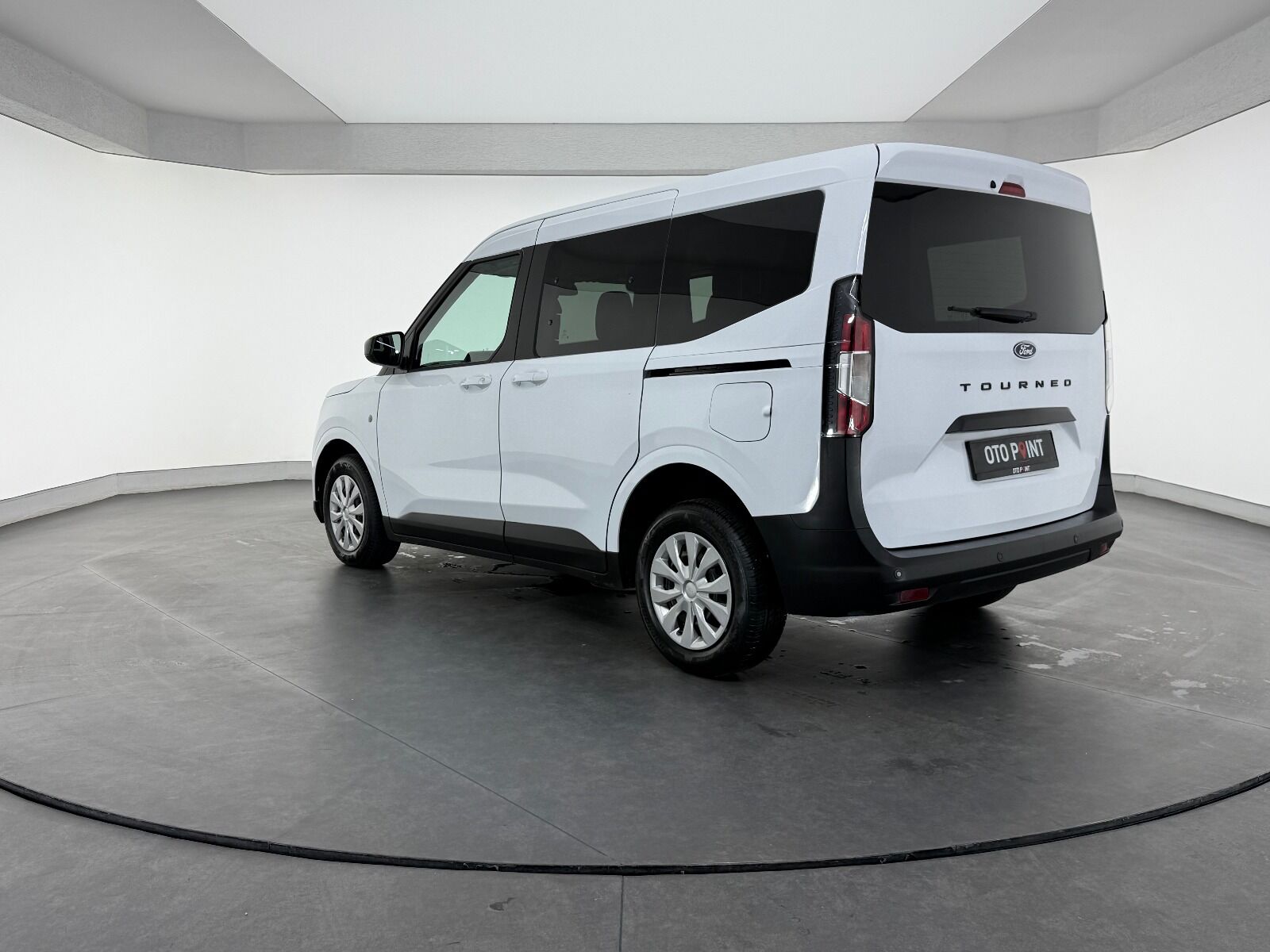 Ford Tourneo Courier 1.0 EcoBoost Deluxe - 2025 - Detay