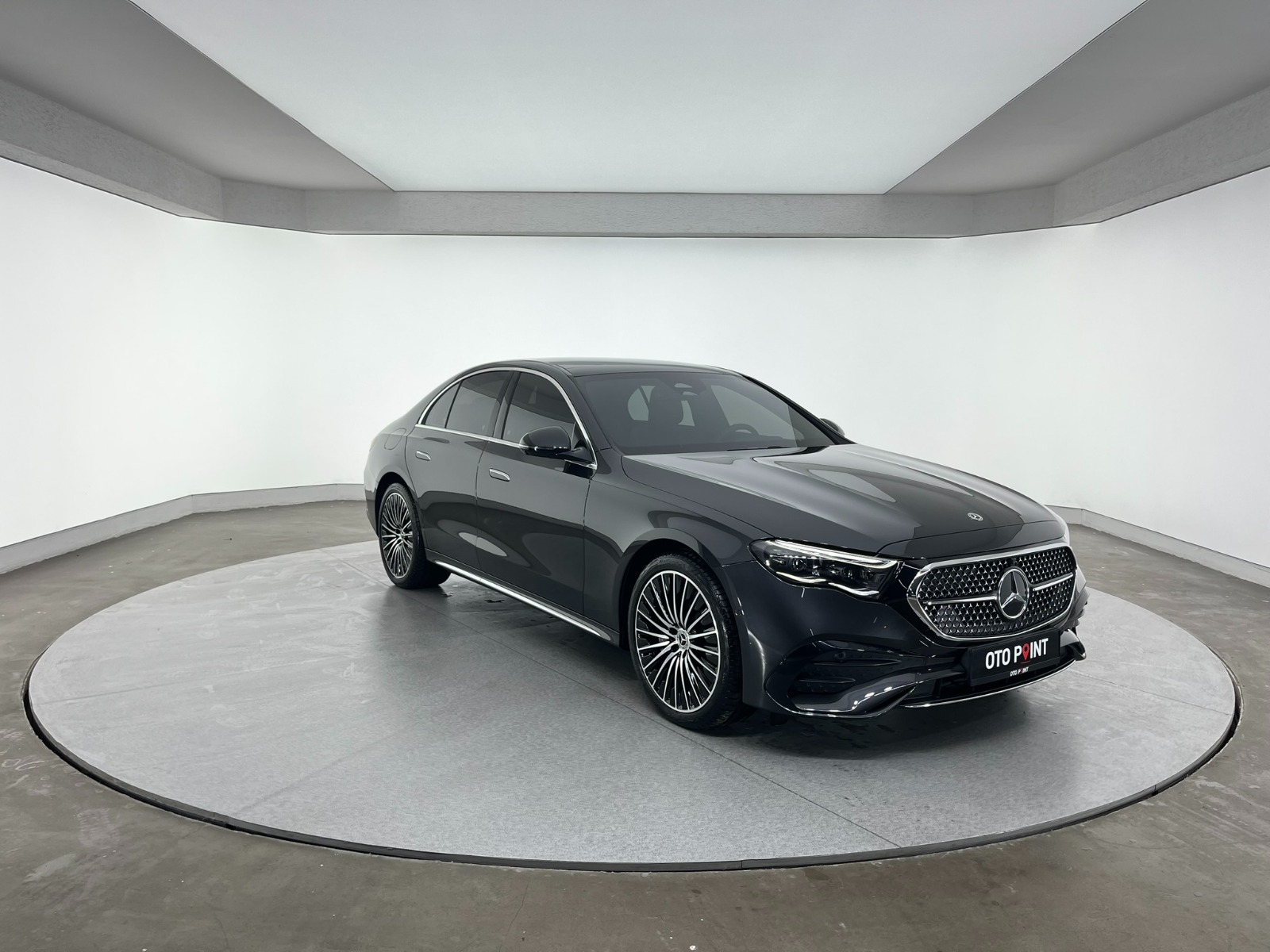 Mercedes-Benz E Sedan 220d 4Matic Edition1 AMG 9G-Tronic - 2023 - Detay