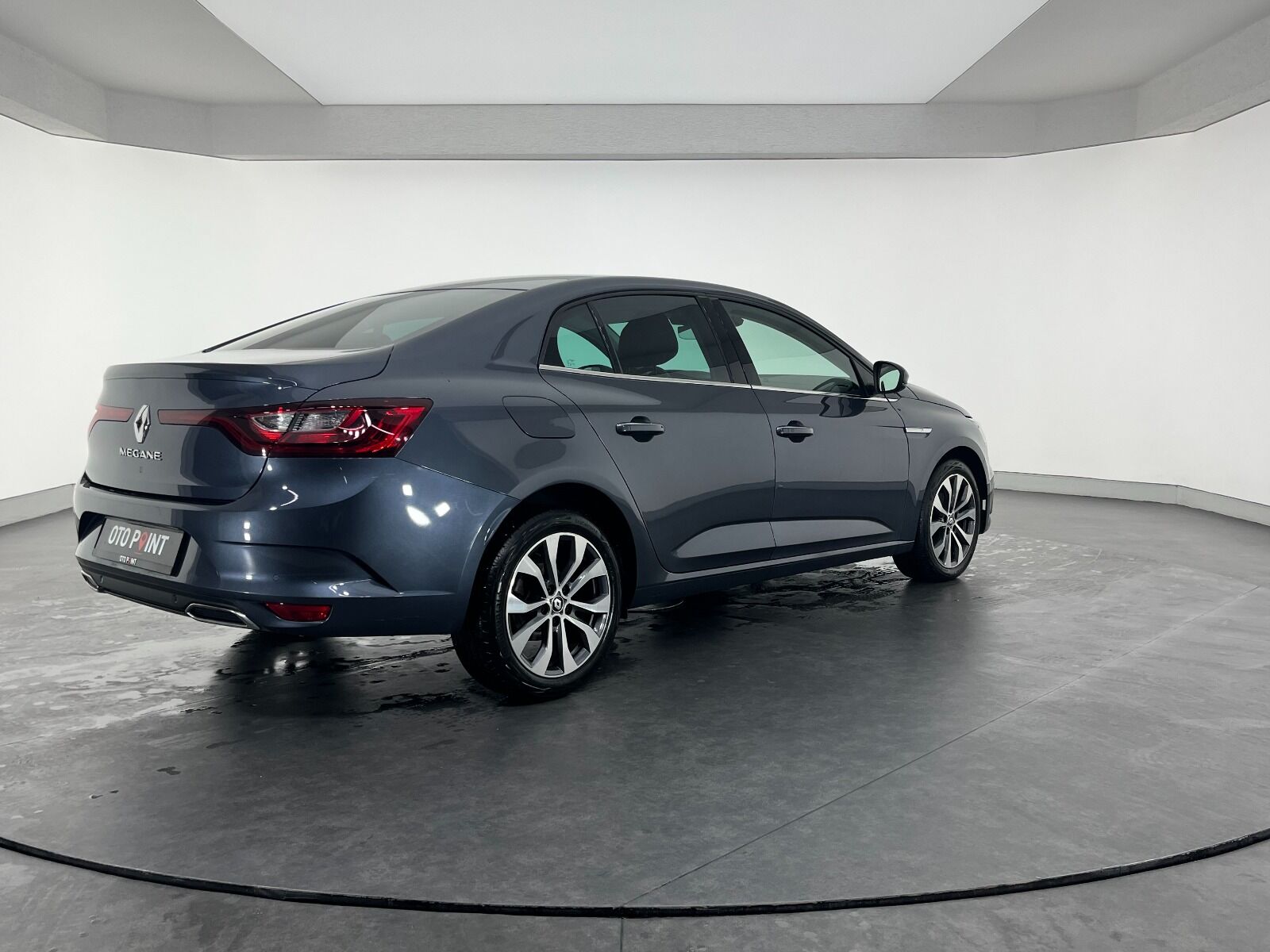 Renault Megane Sedan 1.5 Blue DCI Icon EDC - 2024 - Detay