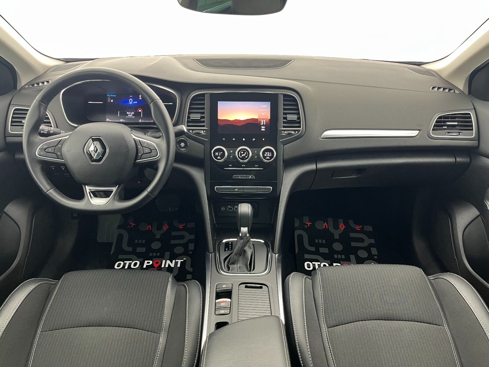 Renault Megane Sedan 1.5 Blue DCI Icon EDC - 2024 - Detay