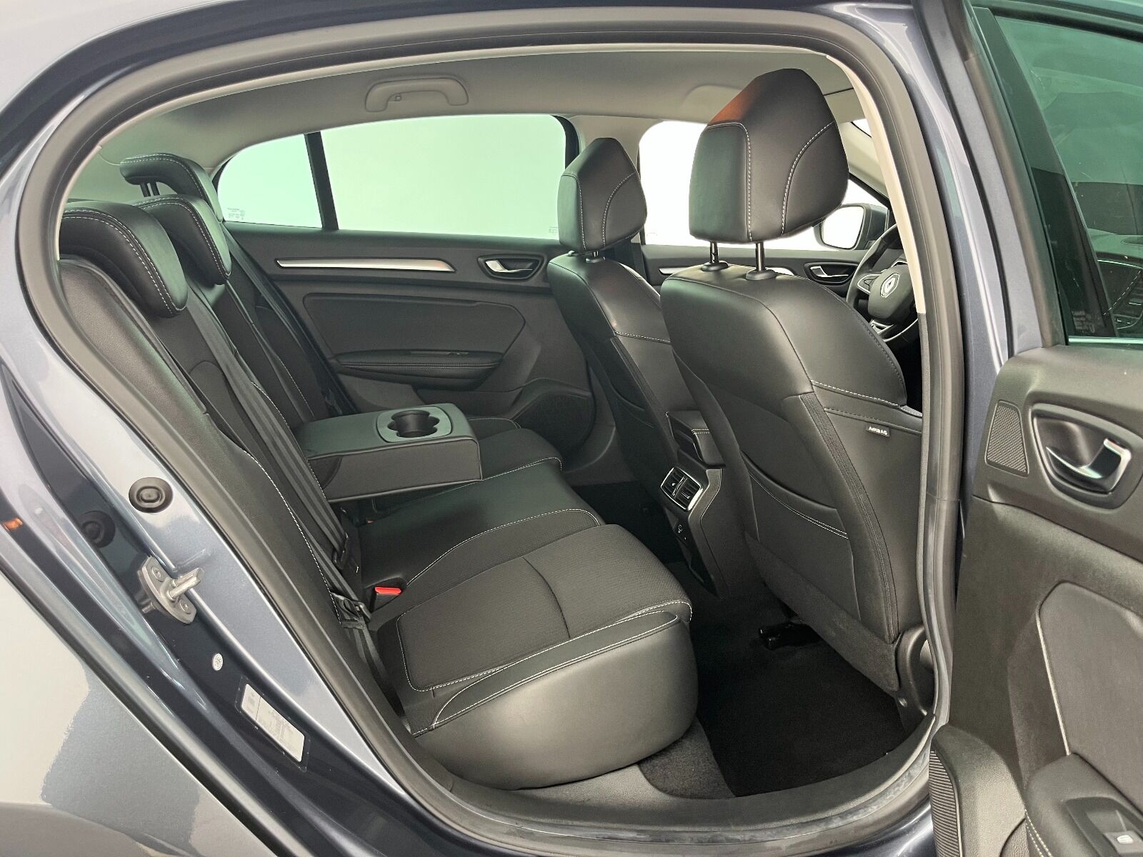 Renault Megane Sedan 1.5 Blue DCI Icon EDC - 2024 - Detay