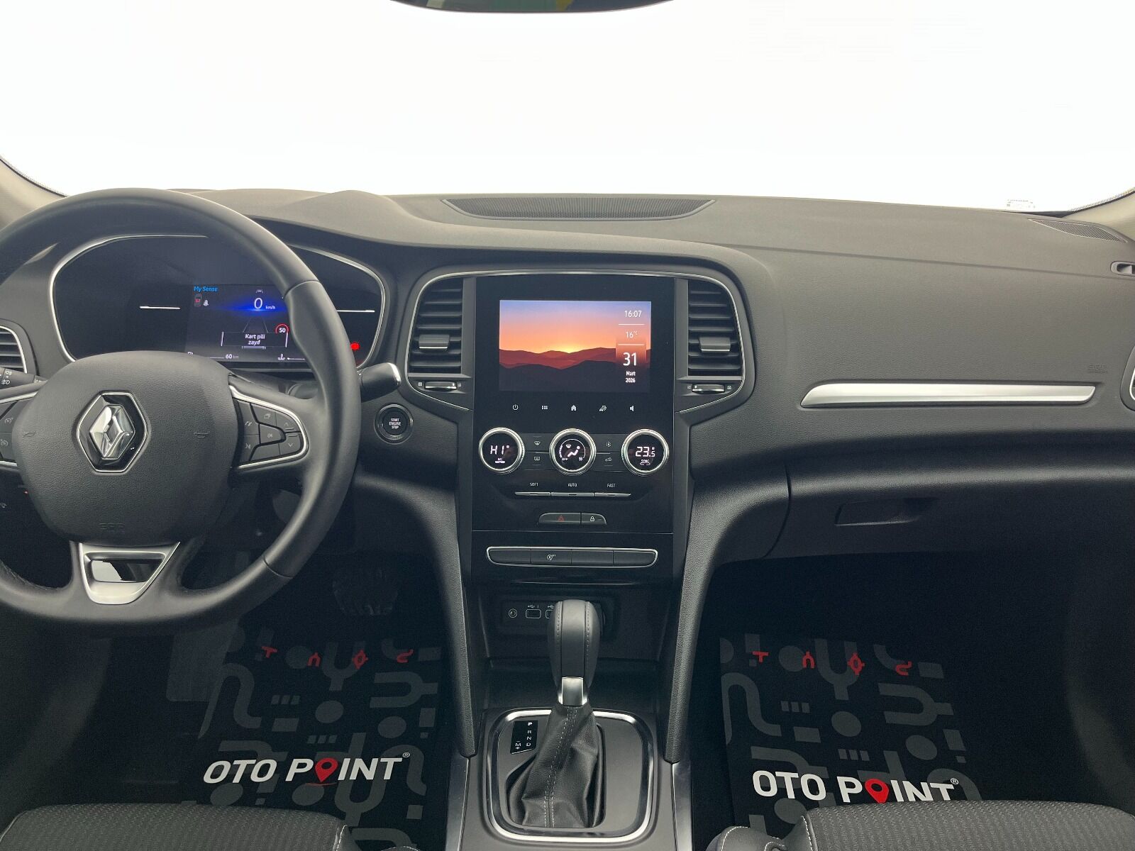 Renault Megane Sedan 1.5 Blue DCI Icon EDC - 2024 - Detay