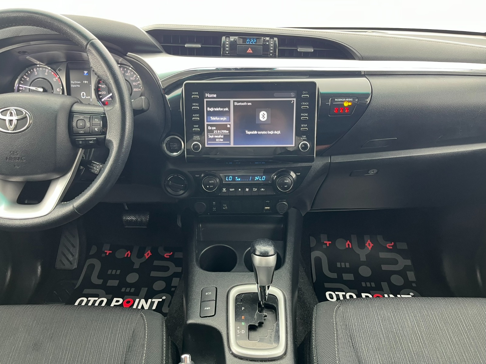 Toyota Hi-Lux Çift Kabin Pick-Up 2.4 D-4D 4x4 Hi-Cruiser Otomatik - 2022 - Detay