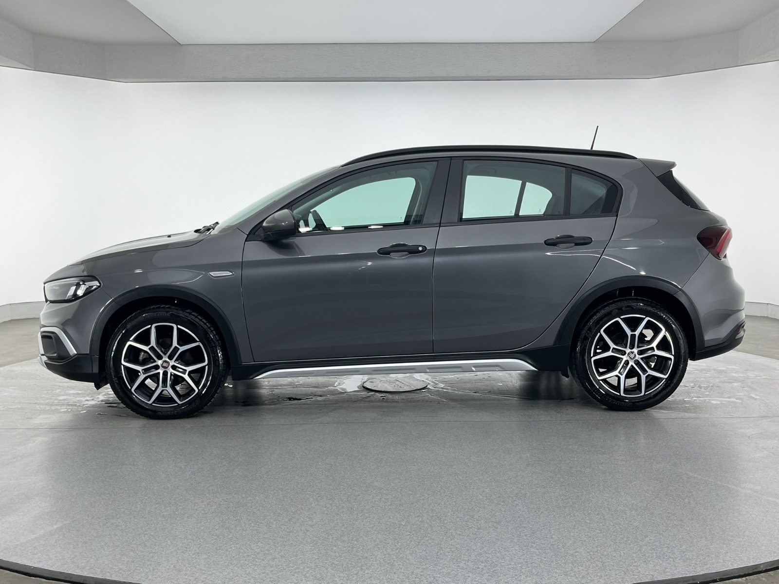 Fiat Egea Cross 1.6 MultiJet Urban GSR Traction+ DCT - 2024 - Detay