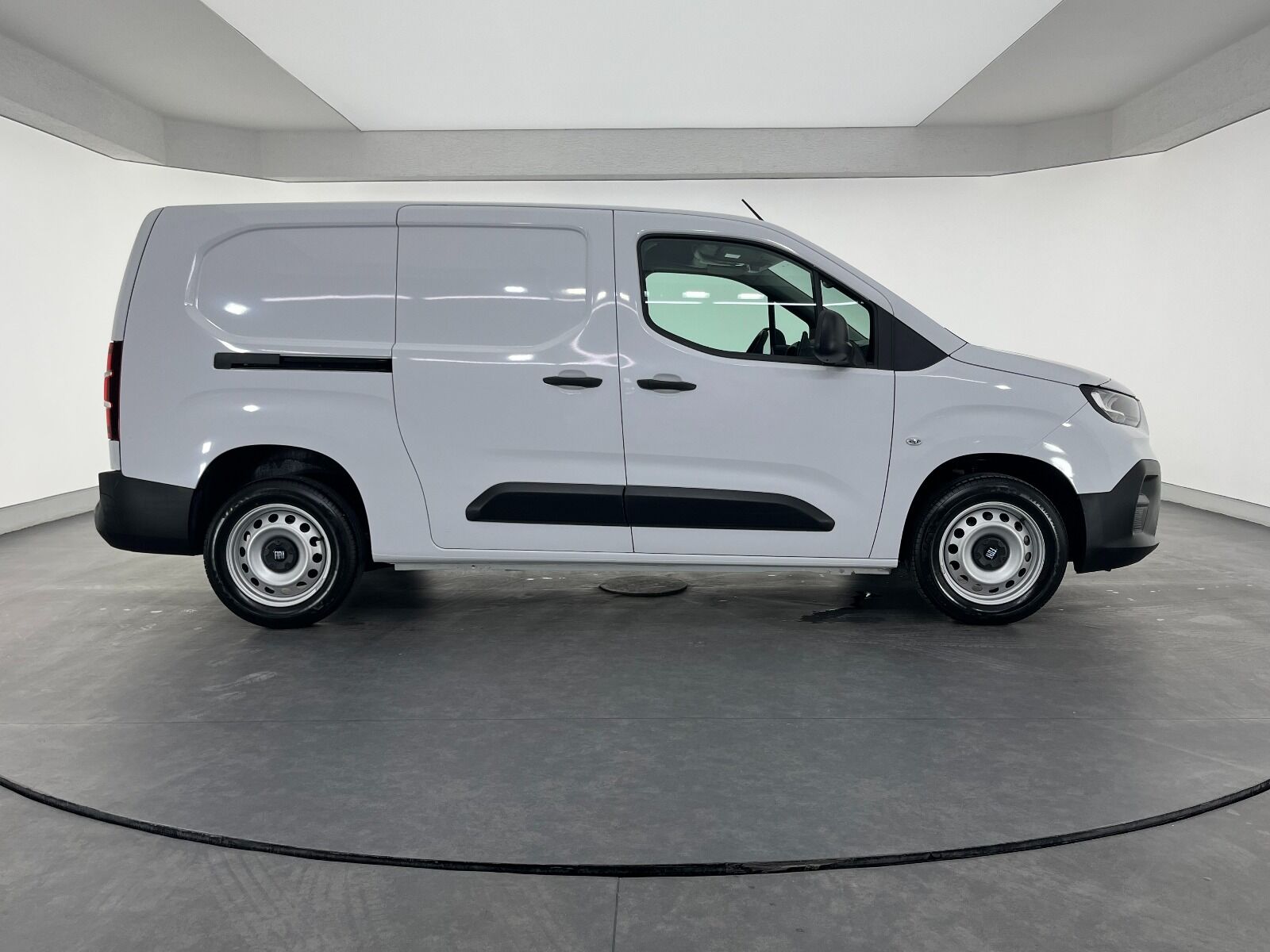 Fiat Doblo Cargo 1.5 BlueHDİ Maxi - 2025 - Detay