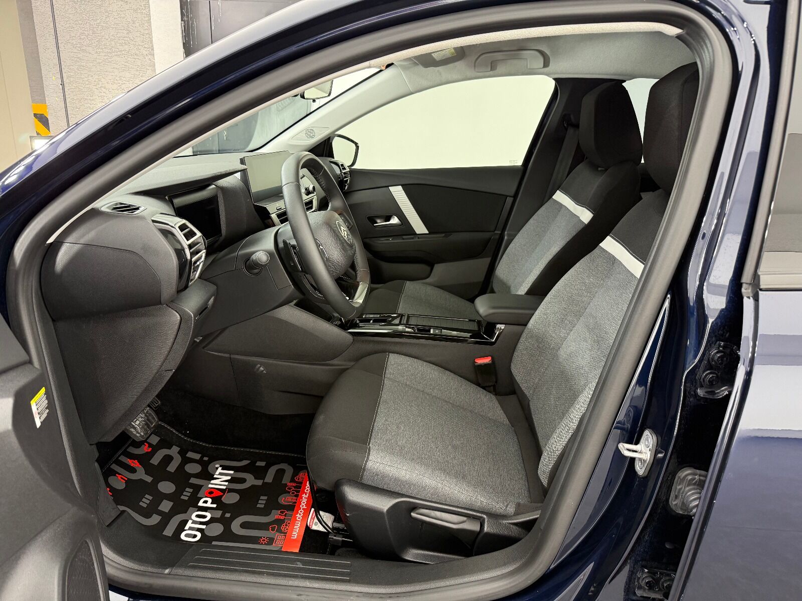 Citroen C4 X 1.2 Puretech You EAT8 - 2025 - Detay