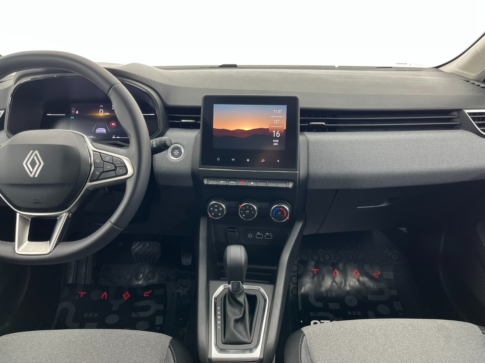 Renault Clio Hatchback 1.0 TCe Evolution X-Tronic - 2024 - Detay