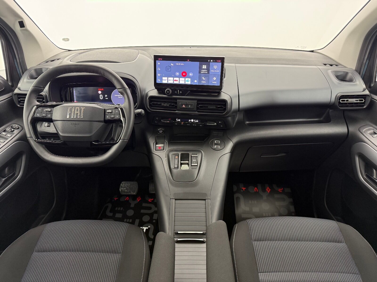 Fiat Doblo Combi 1.5 BlueHDİ Premio Plus - 2025 - Detay