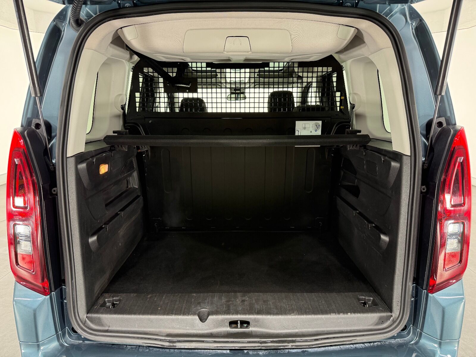 Fiat Doblo Combi 1.5 BlueHDİ Premio Plus - 2025 - Detay