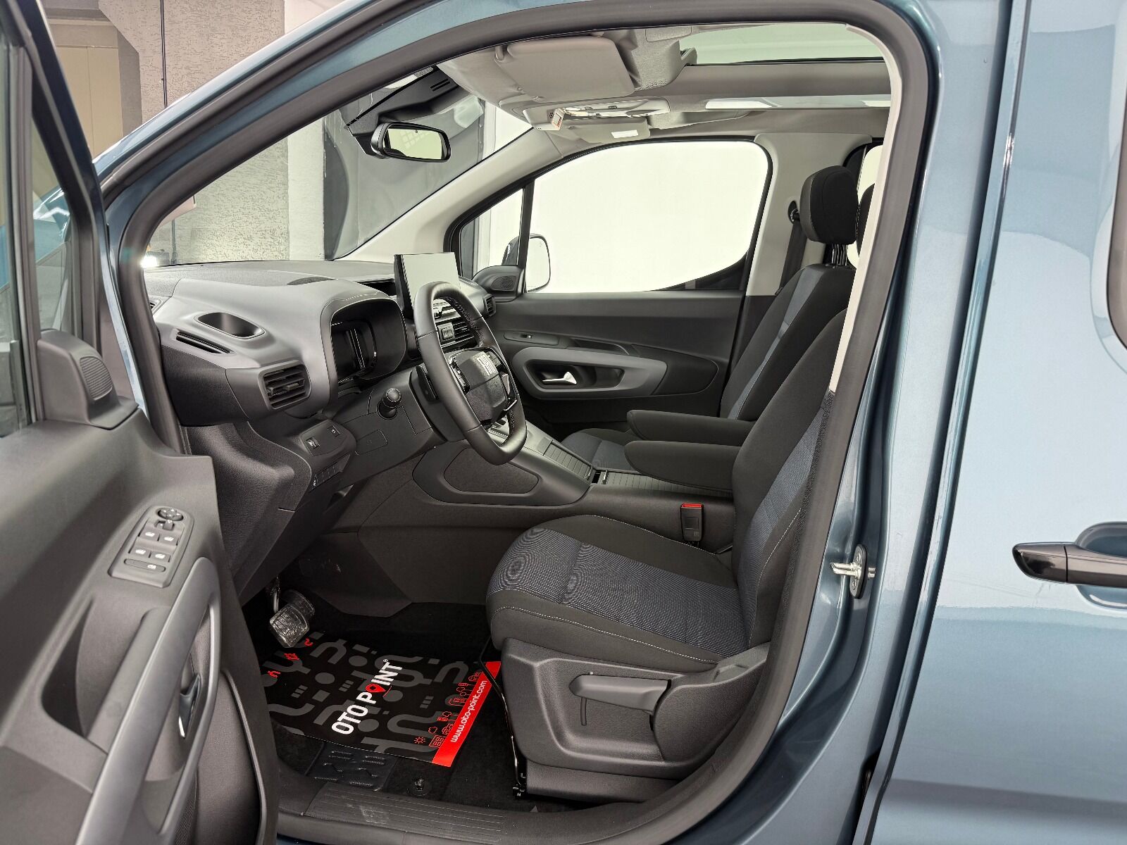 Fiat Doblo Combi 1.5 BlueHDİ Premio Plus - 2025 - Detay