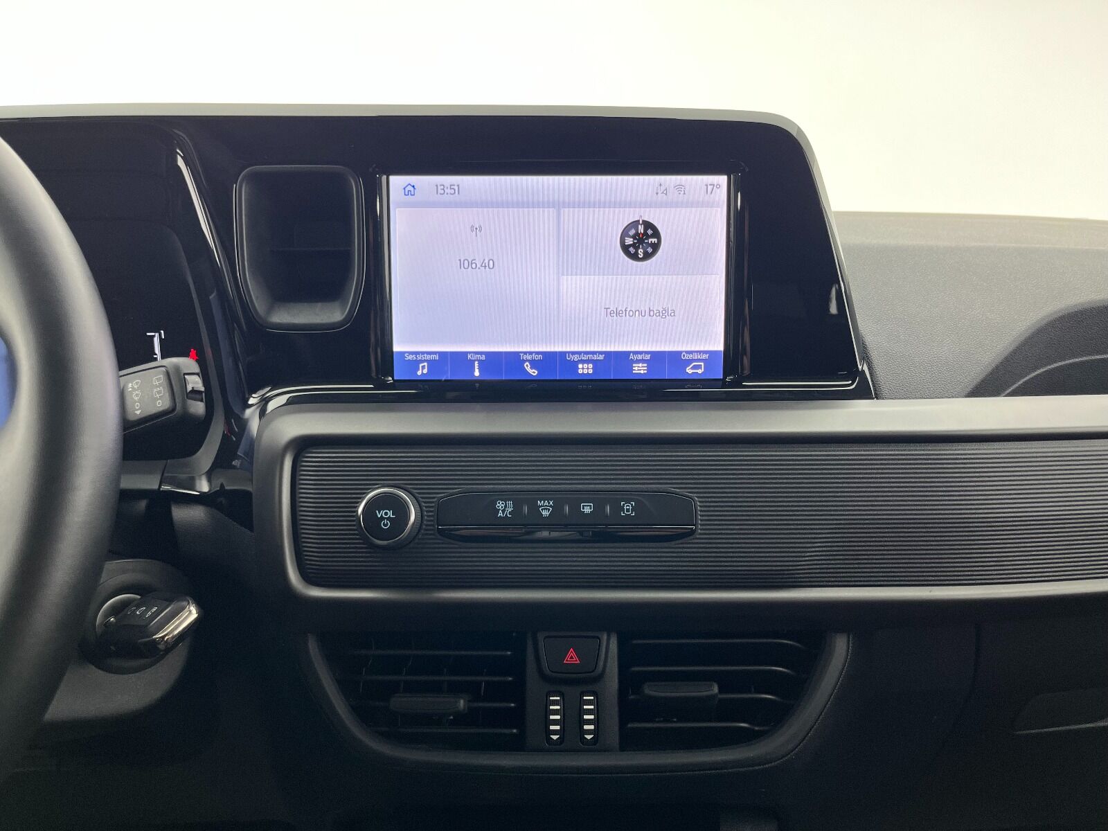 Ford Tourneo Courier Kombi 1.5 EcoBlue Deluxe - 2025 - Detay