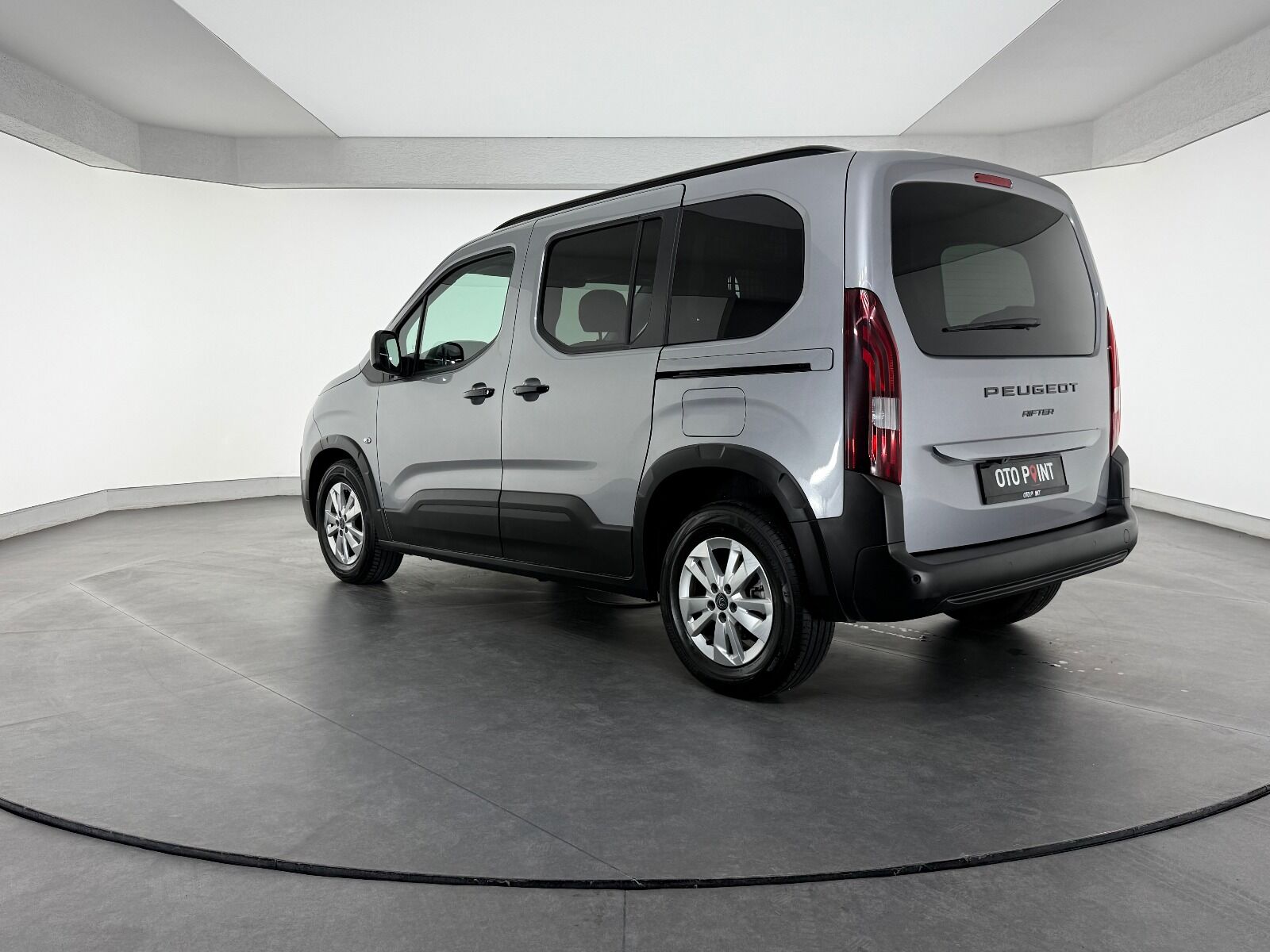 Peugeot Rifter 1.5 BlueHDI Allure EAT8 - 2026 - Detay