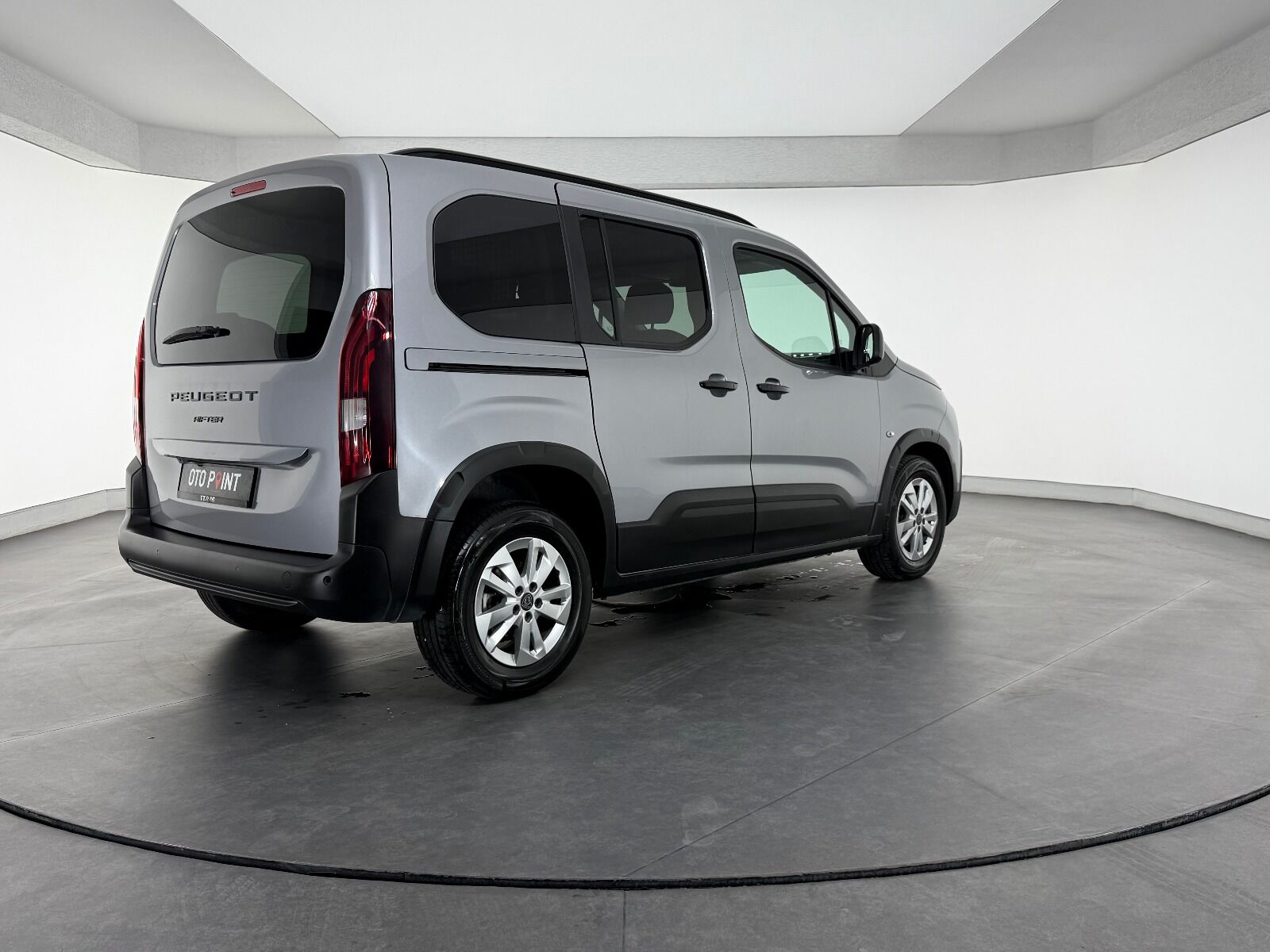 Peugeot Rifter 1.5 BlueHDI Allure EAT8 - 2026 - Detay