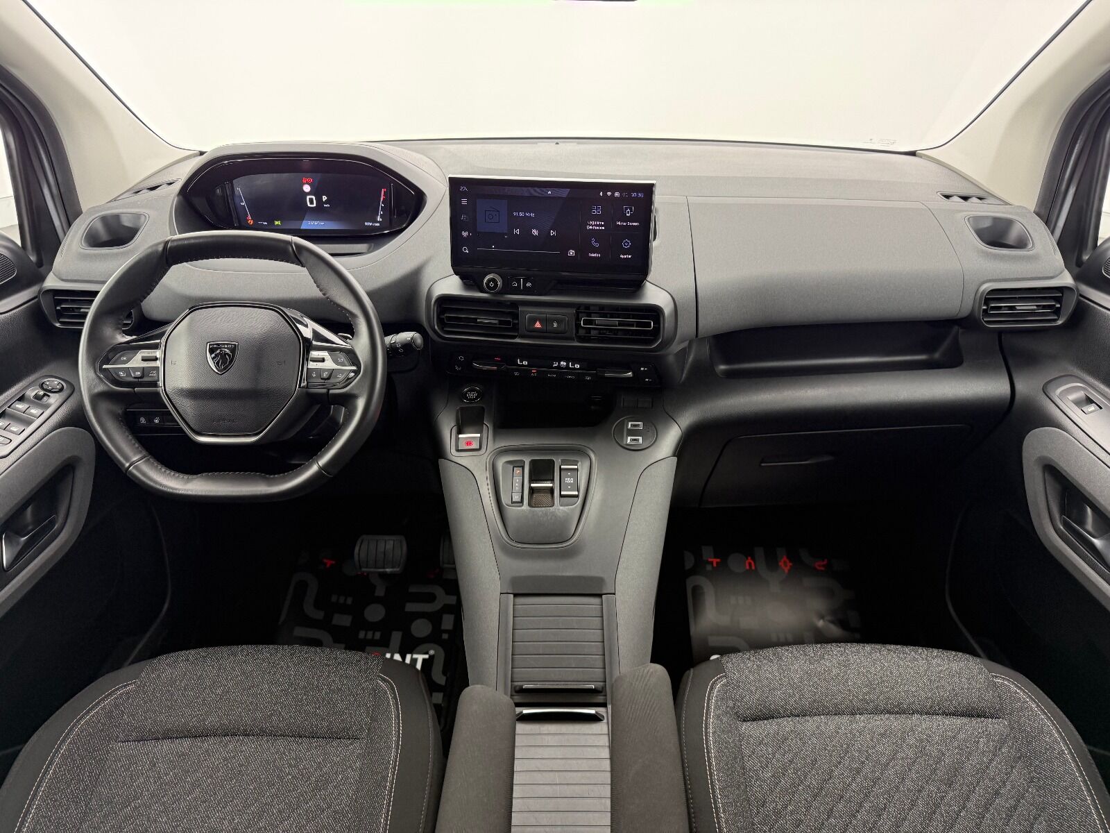 Peugeot Rifter 1.5 BlueHDI Allure EAT8 - 2026 - Detay