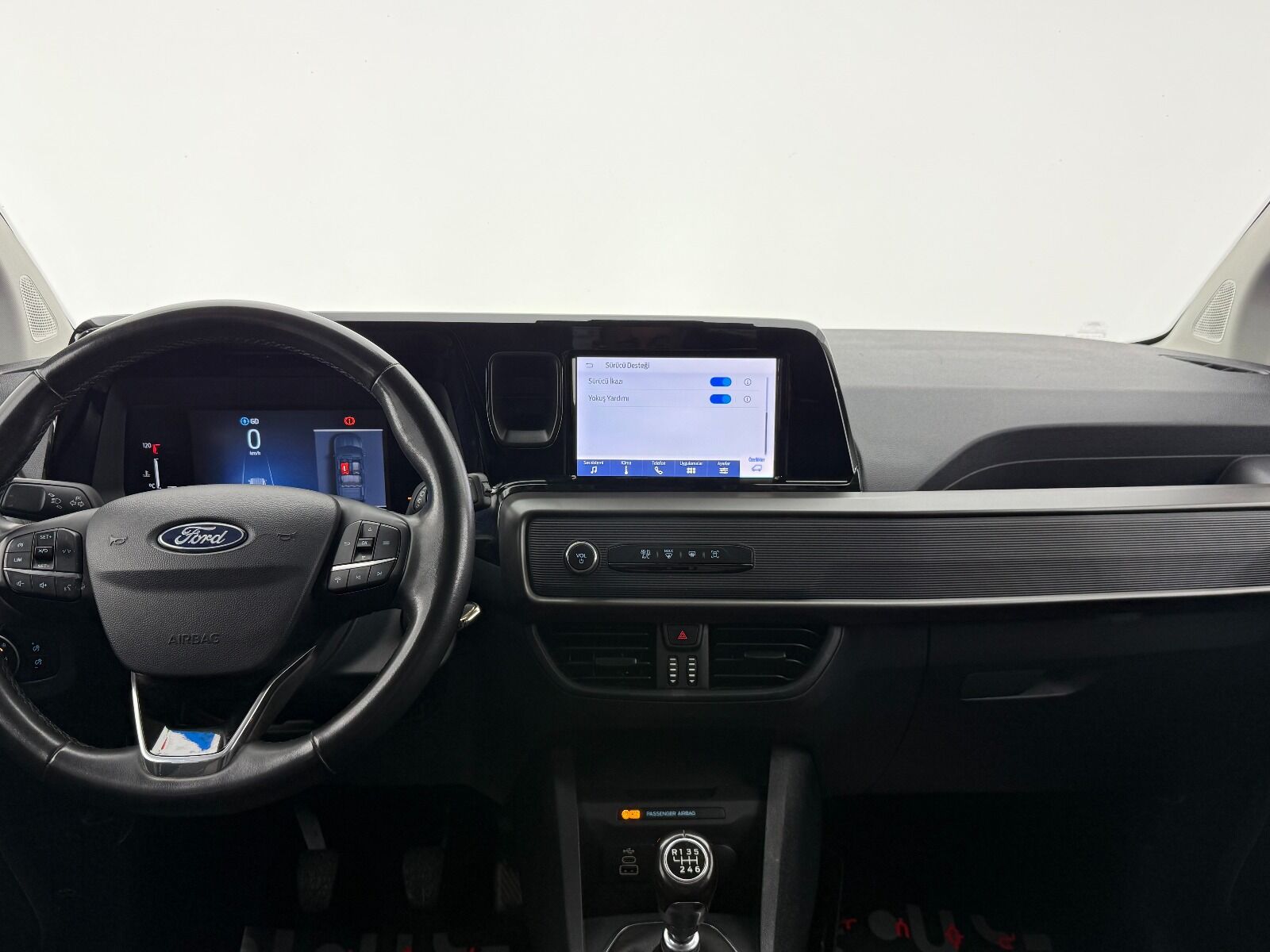 Ford Tourneo Courier Kombi 1.5 EcoBlue Deluxe - 2025 - Detay