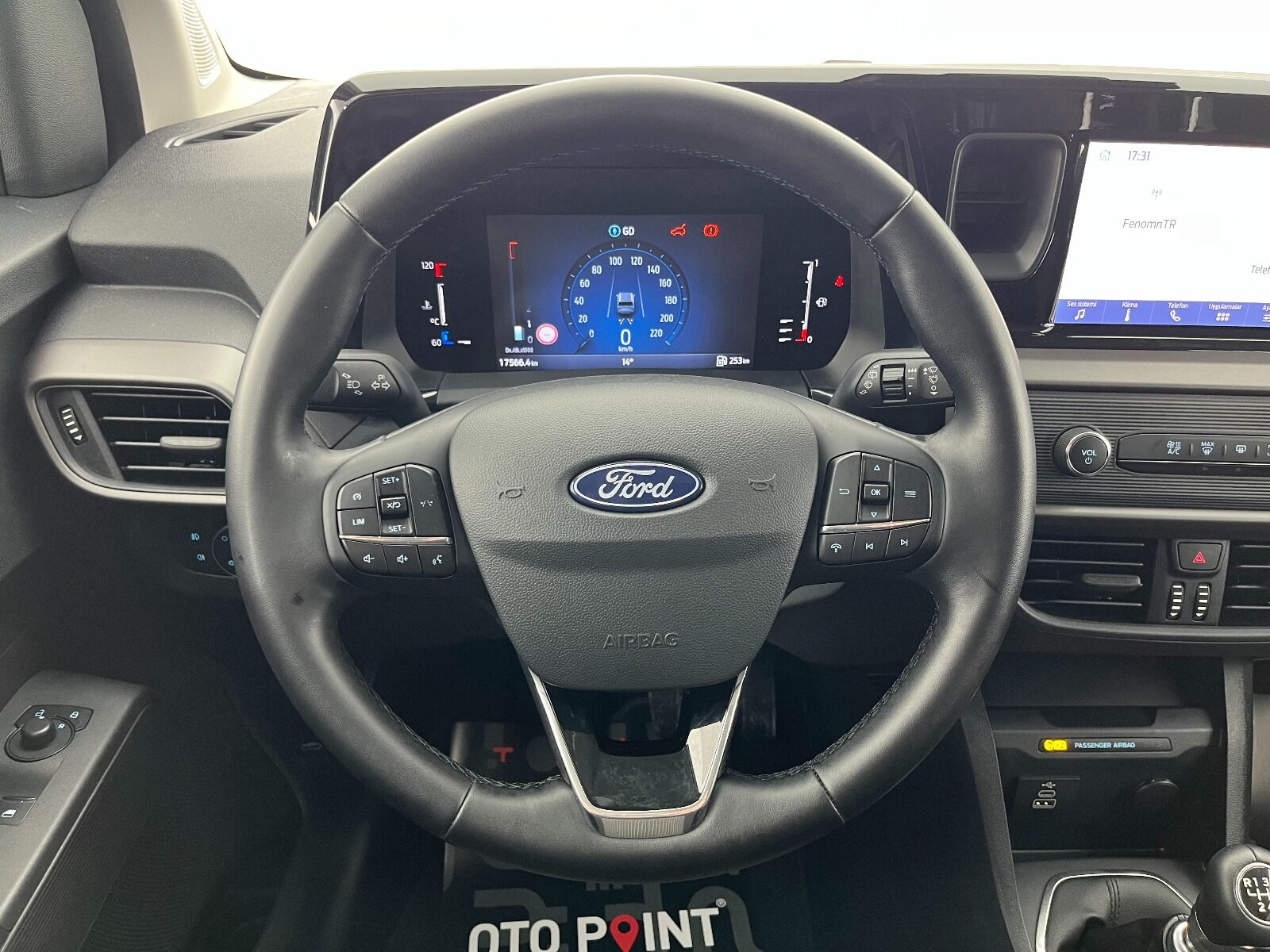 Ford Tourneo Courier Kombi 1.5 EcoBlue Deluxe - 2025 - Detay