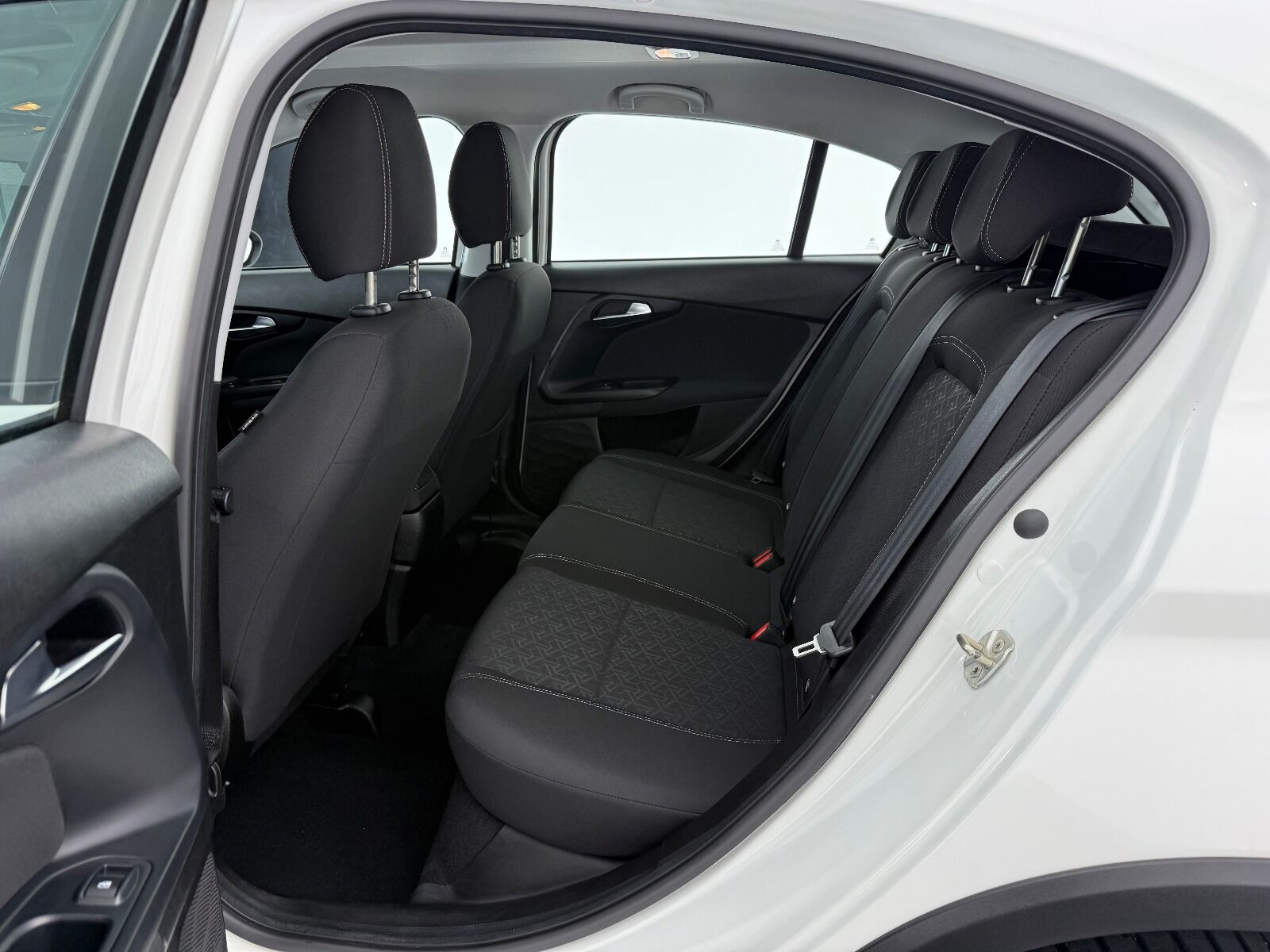 Fiat Egea Cross 1.6 Multijet Urban TRCTN+ GSR DCT - 2024 - Detay