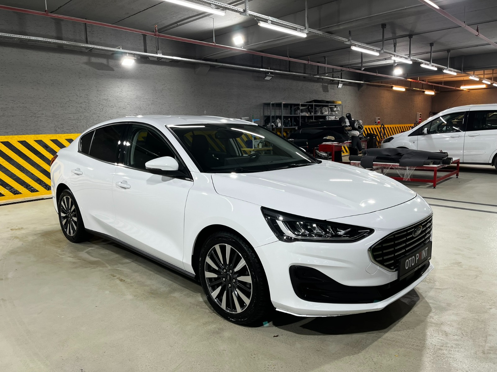 Ford Focus Sedan 1.5 TDCI EcoBlue Titanium X Otomatik - 2023
