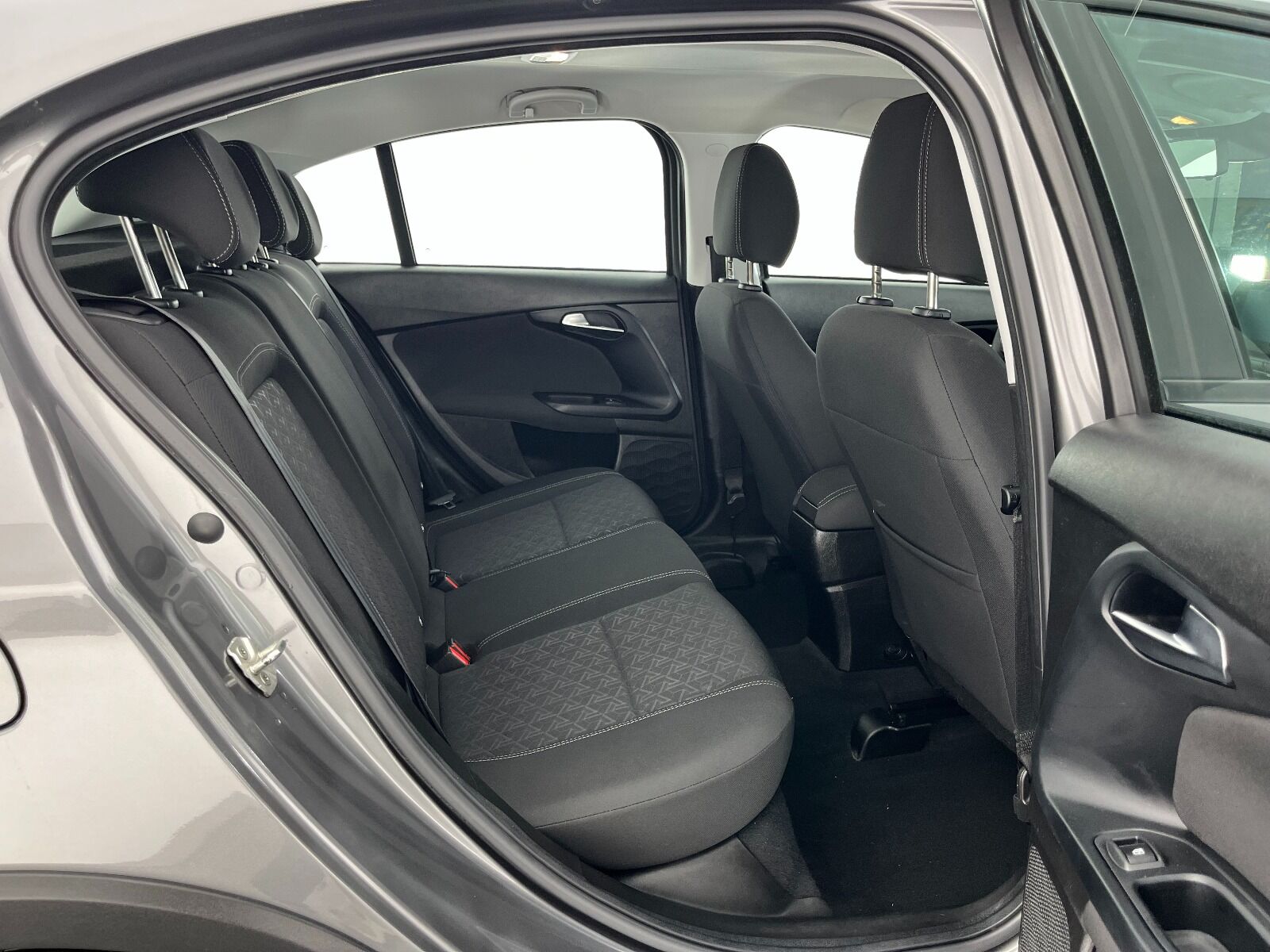 Fiat Egea Cross 1.6 MultiJet Urban GSR Traction+ DCT - 2024 - Detay