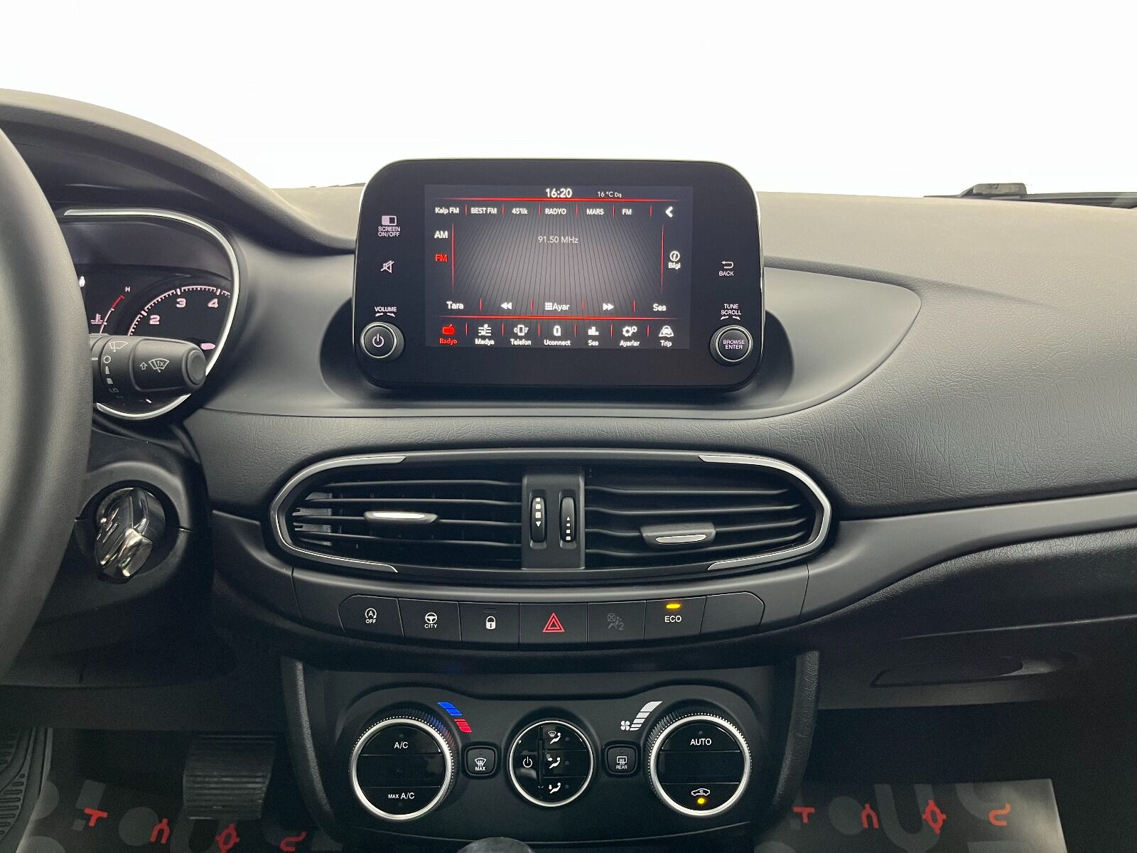 Fiat Egea Cross 1.6 MultiJet Urban GSR Traction+ DCT - 2024 - Detay