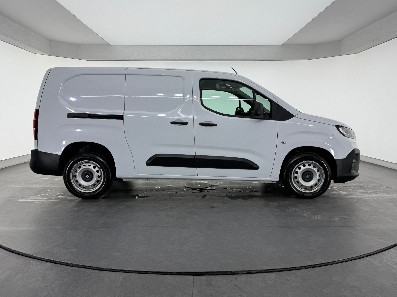 Fiat Doblo Cargo 1.5 BlueHDİ Maxi - 2025 - Detay