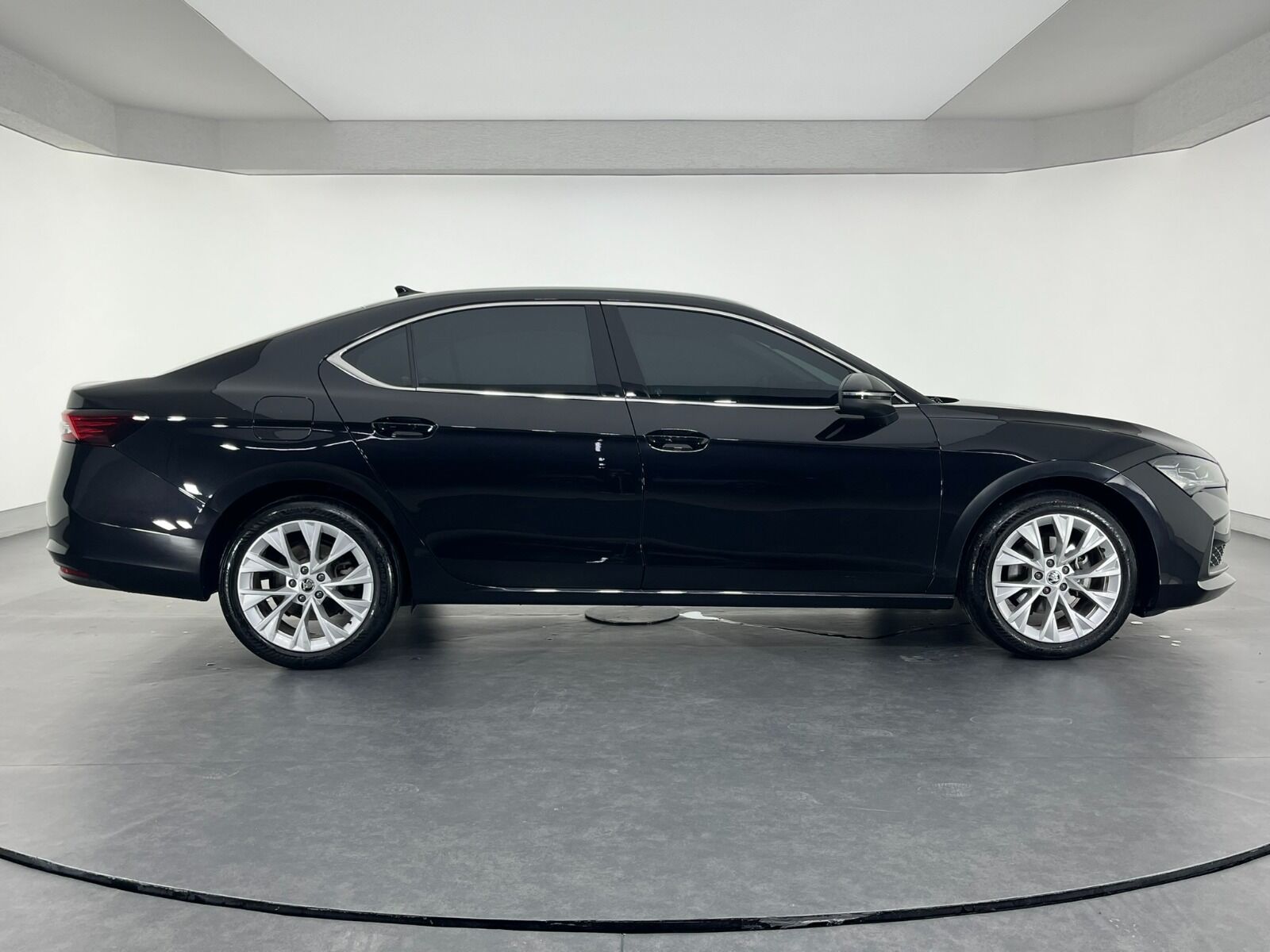 Skoda Superb Sedan 1.5 TSI MHEV Prestige DSG - 2024 - Detay