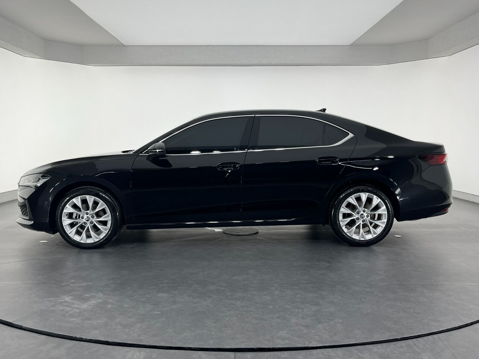 Skoda Superb Sedan 1.5 TSI MHEV Prestige DSG - 2024 - Detay