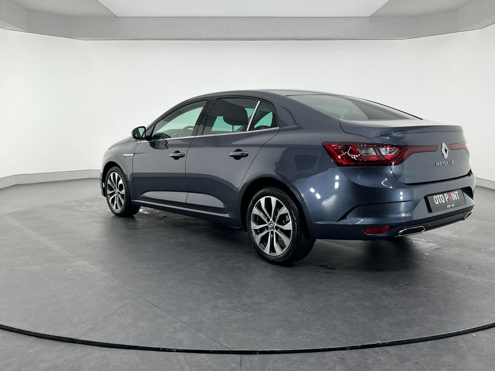 Renault Megane Sedan 1.5 Blue DCI Icon EDC - 2024 - Detay