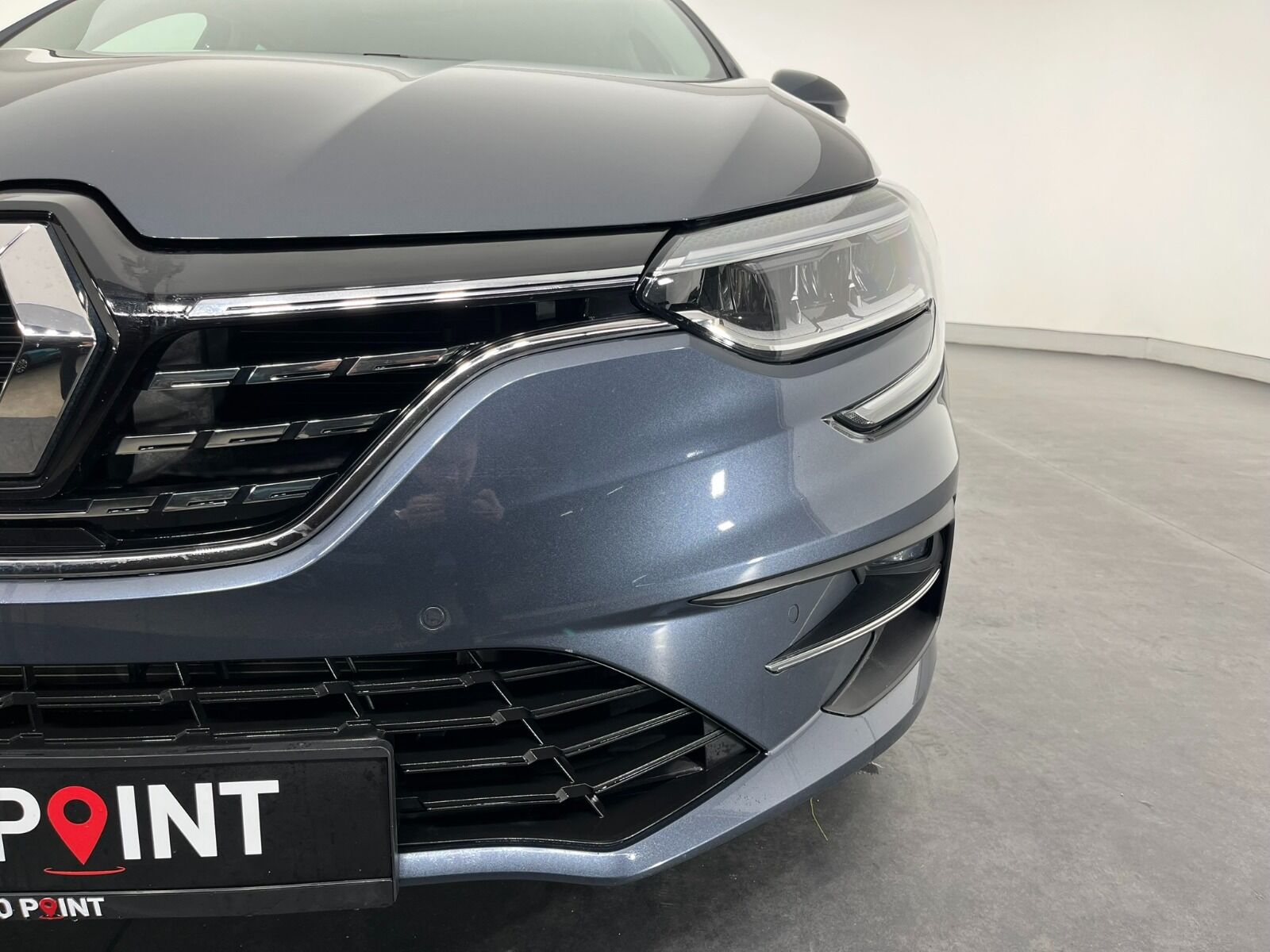 Renault Megane Sedan 1.5 Blue DCI Icon EDC - 2024 - Detay