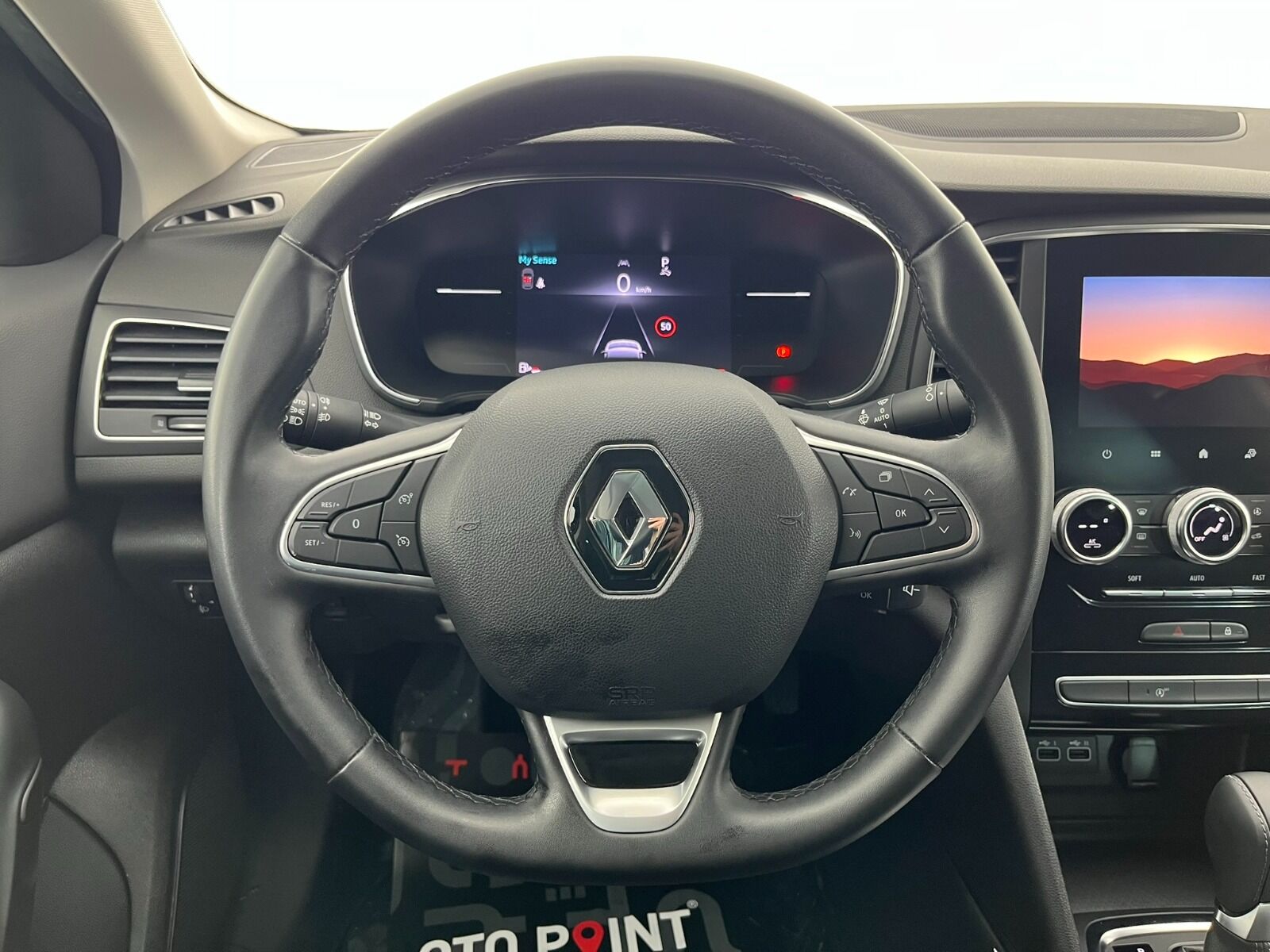 Renault Megane Sedan 1.5 Blue DCI Icon EDC - 2024 - Detay