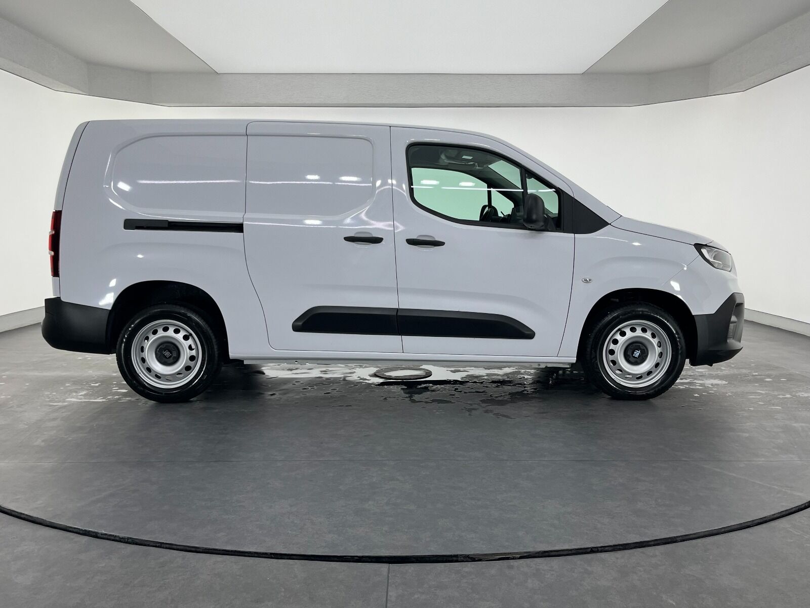 Fiat Doblo Cargo 1.5 BlueHDİ Maxi - 2025 - Detay