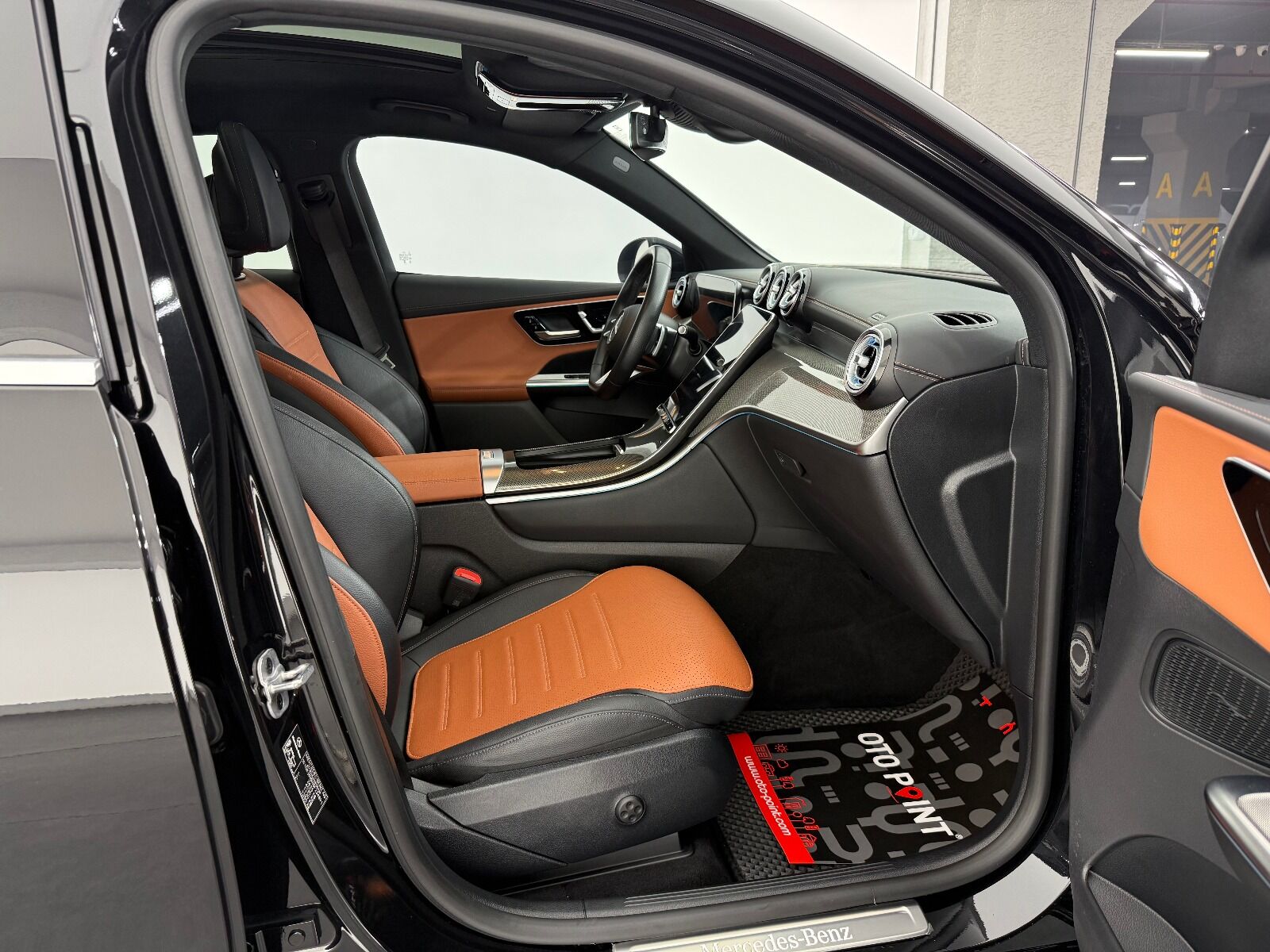 Mercedes-Benz GLC Coupe 180 AMG 9G-Tronic - 2024 - Detay