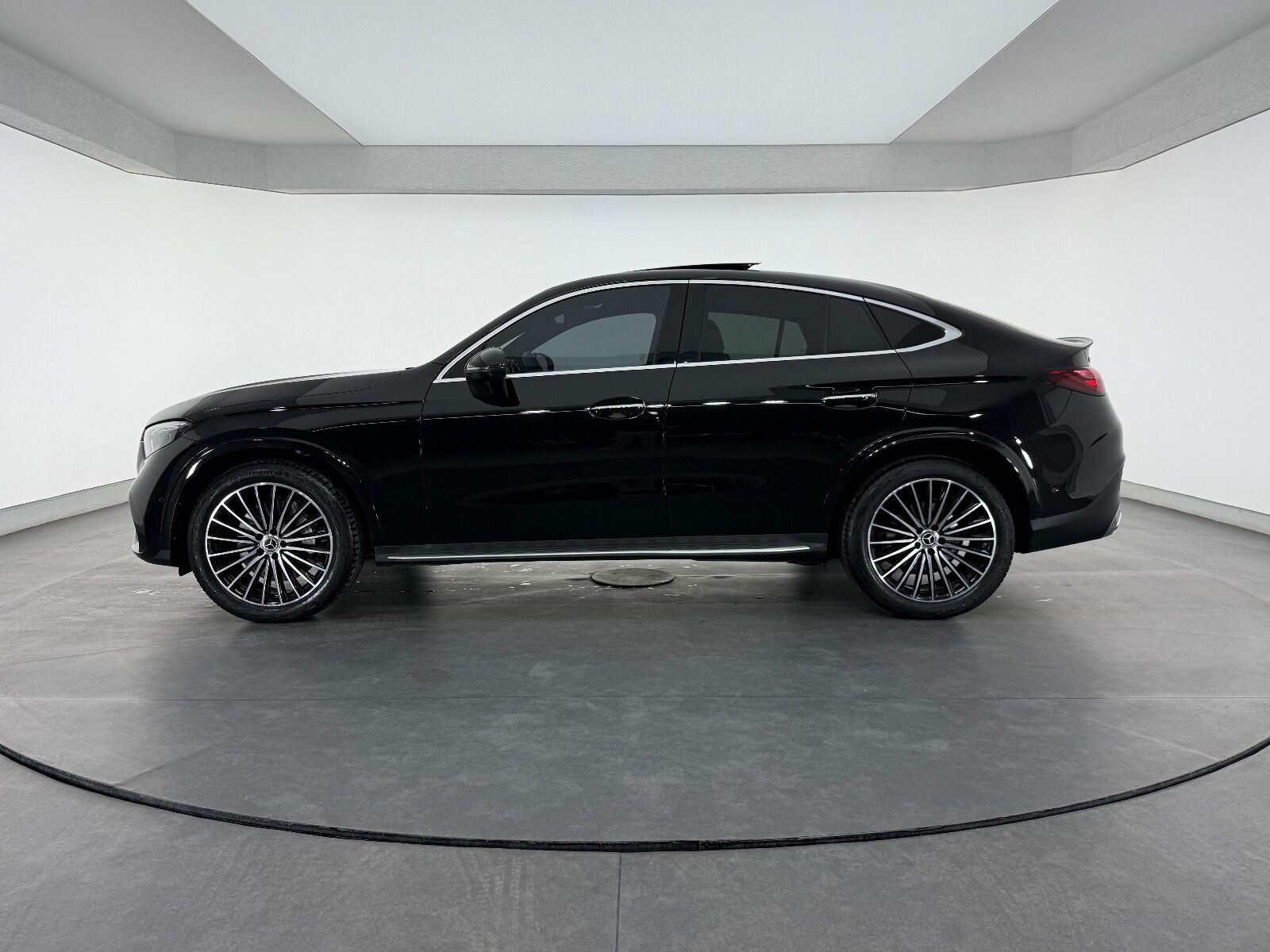 Mercedes-Benz GLC Coupe 180 AMG 9G-Tronic - 2024 - Detay
