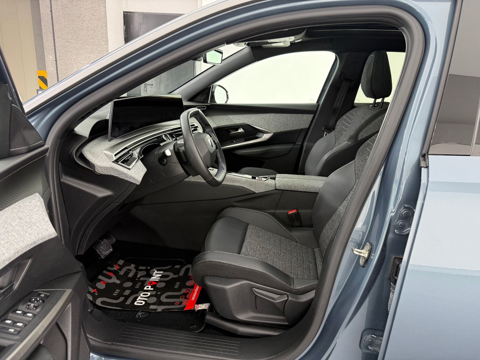 Peugeot 3008 1.2 Hybrid Allure e-DCS6 - 2025 - Detay