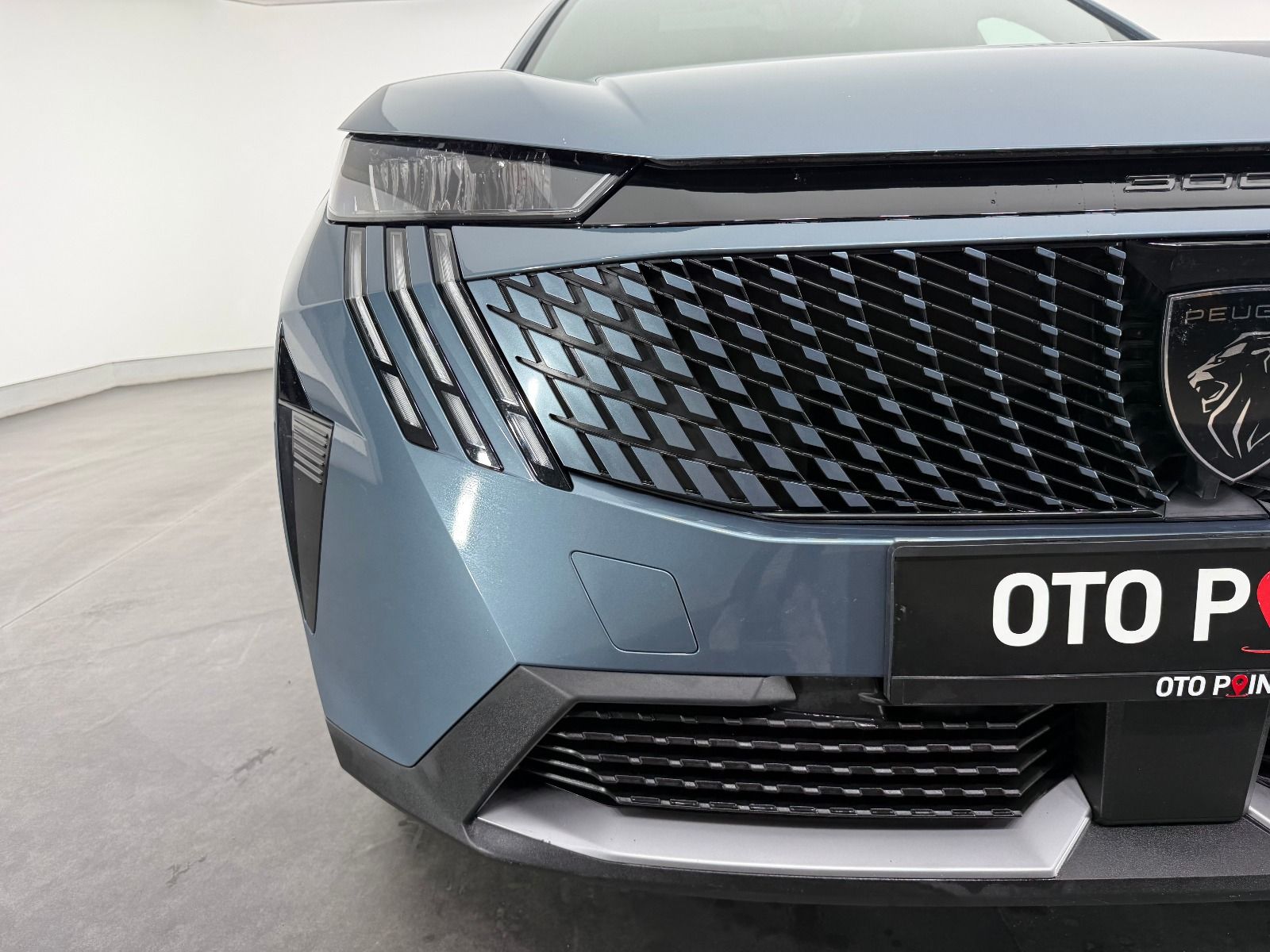 Peugeot 3008 1.2 Hybrid Allure e-DCS6 - 2025 - Detay