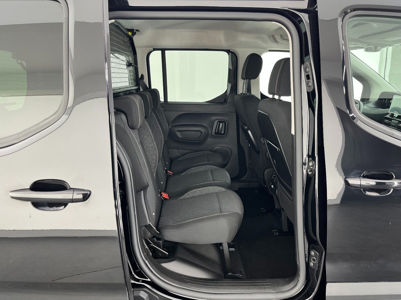 Peugeot Rifter 1.5 BlueHDI Allure EAT8 - 2025 - Detay