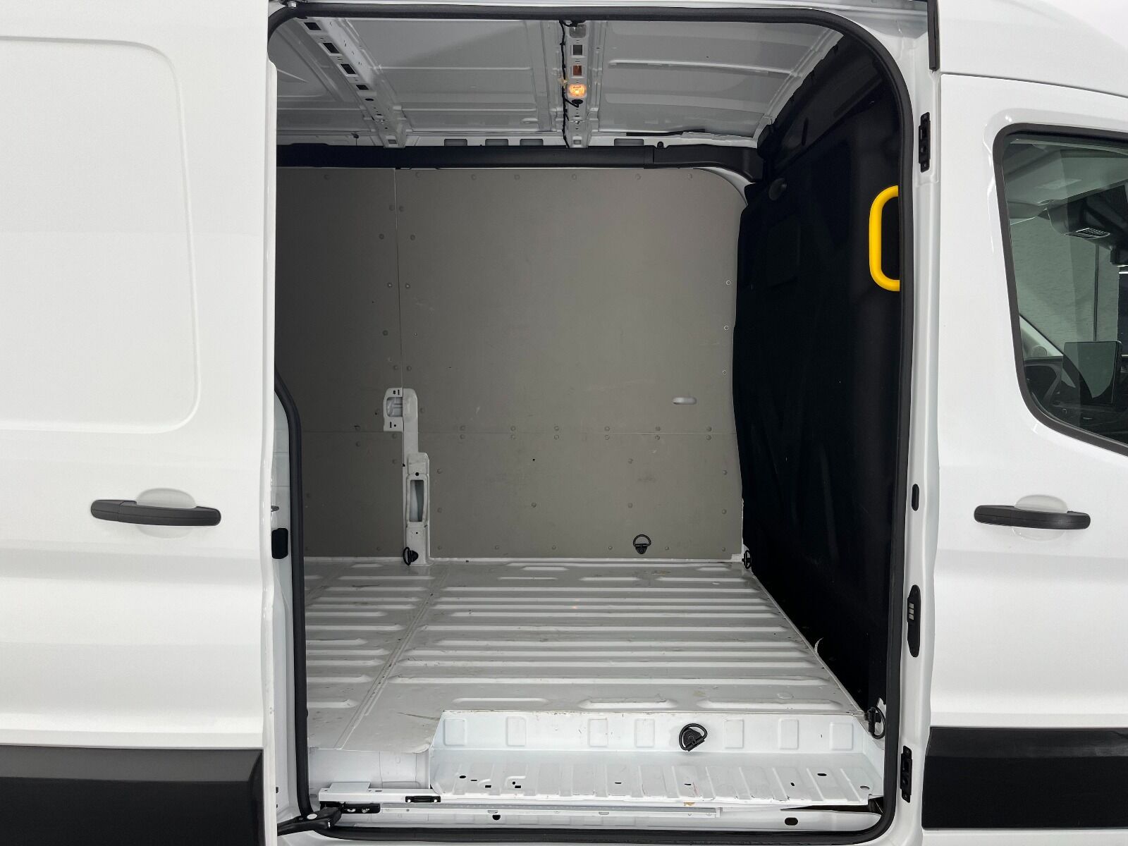 Ford Transit 350 L Van 11 M3 165 Uzun Tren - 2024 - Detay