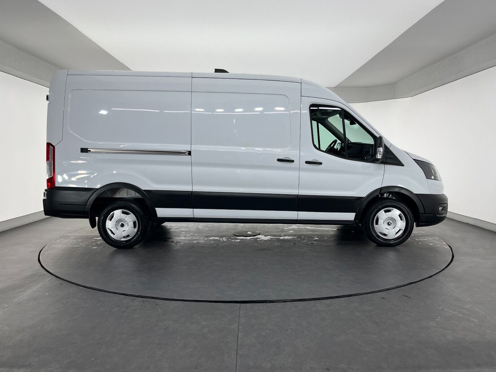 Ford Transit 350 L Van 11 M3 165 Uzun Tren - 2024 - Detay