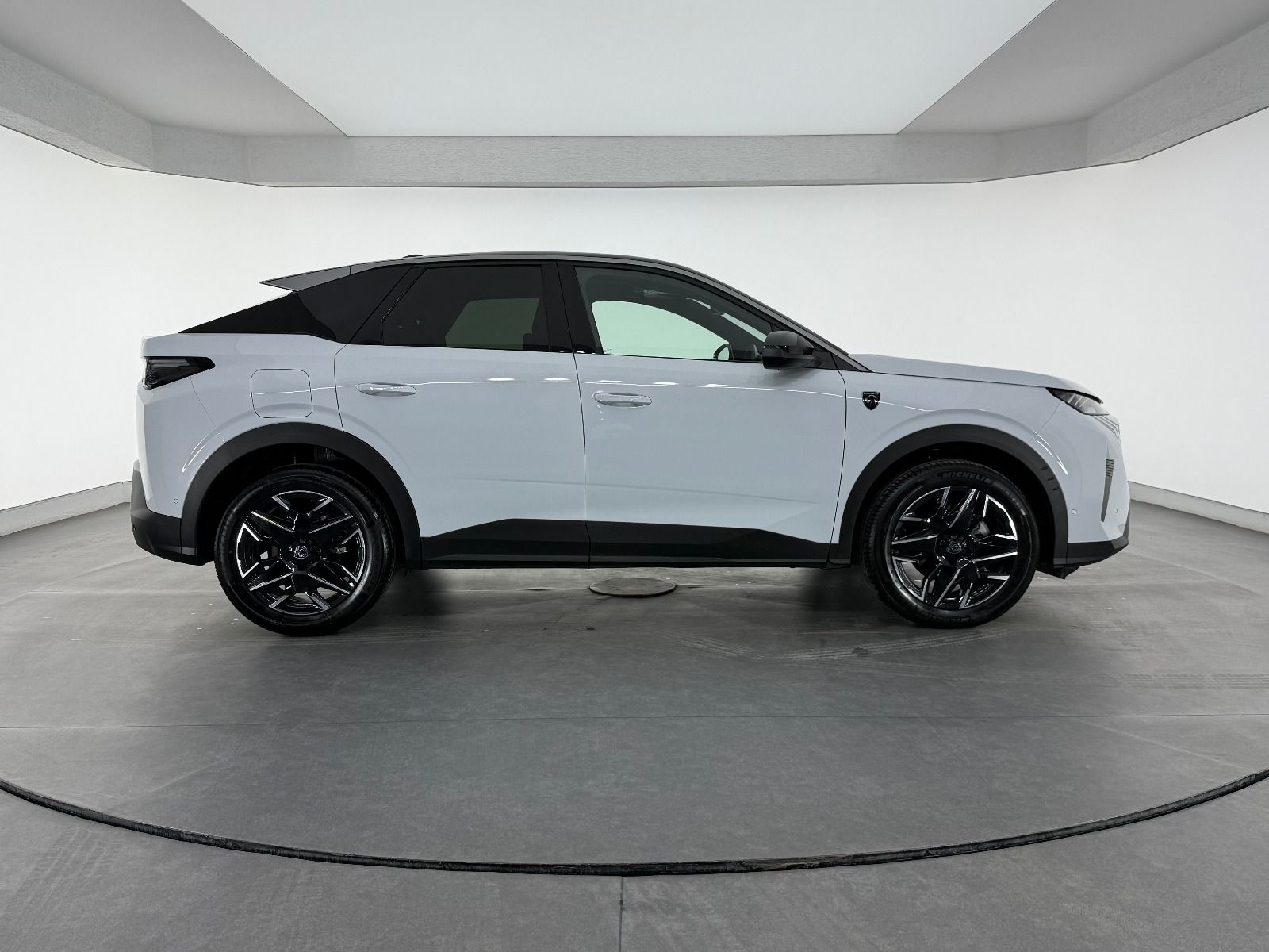 Peugeot 3008 1.2 Hybrid GT e-DCS6 - 2026 - Detay